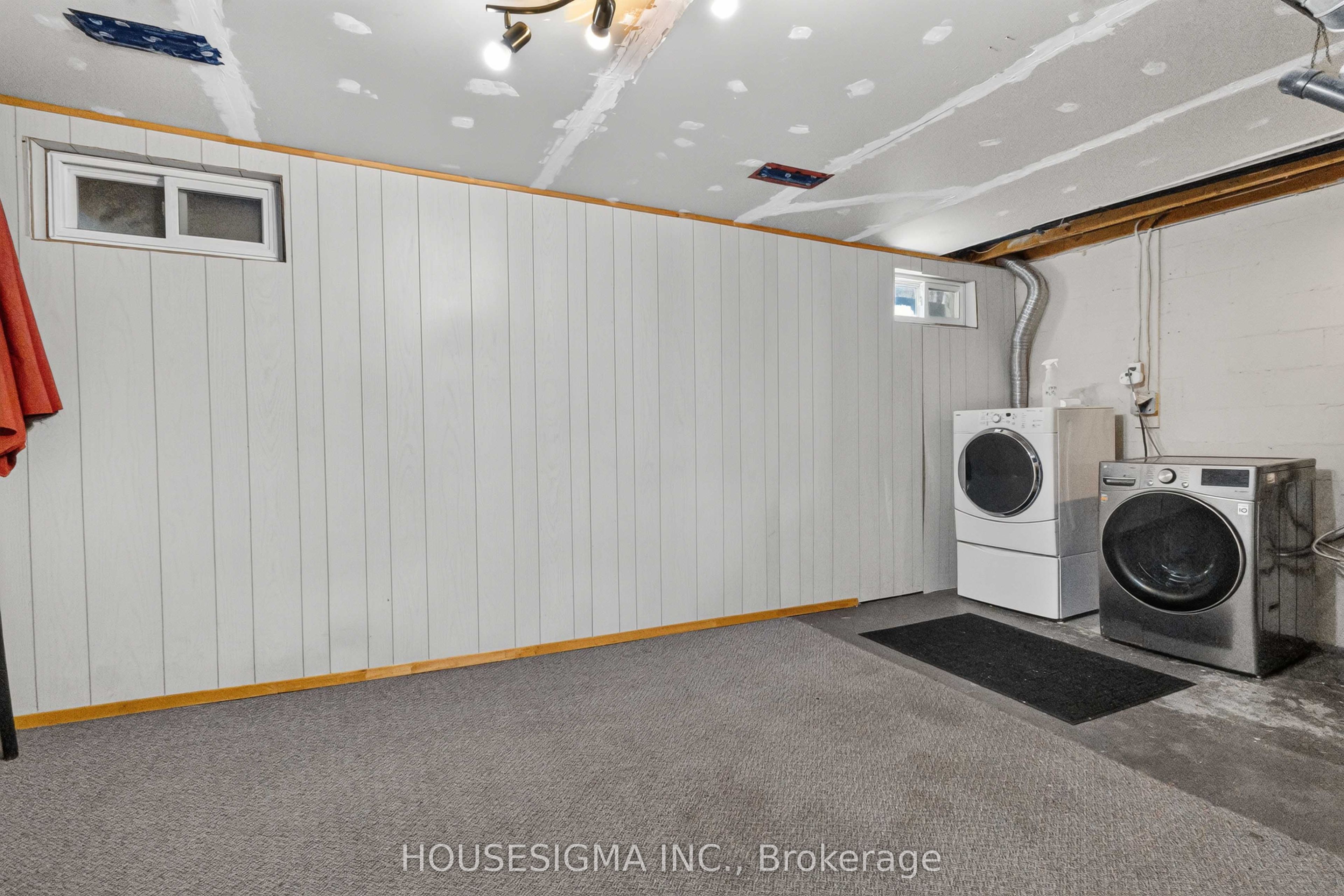 159 Sandringham Crescent 88 Property Photo 23