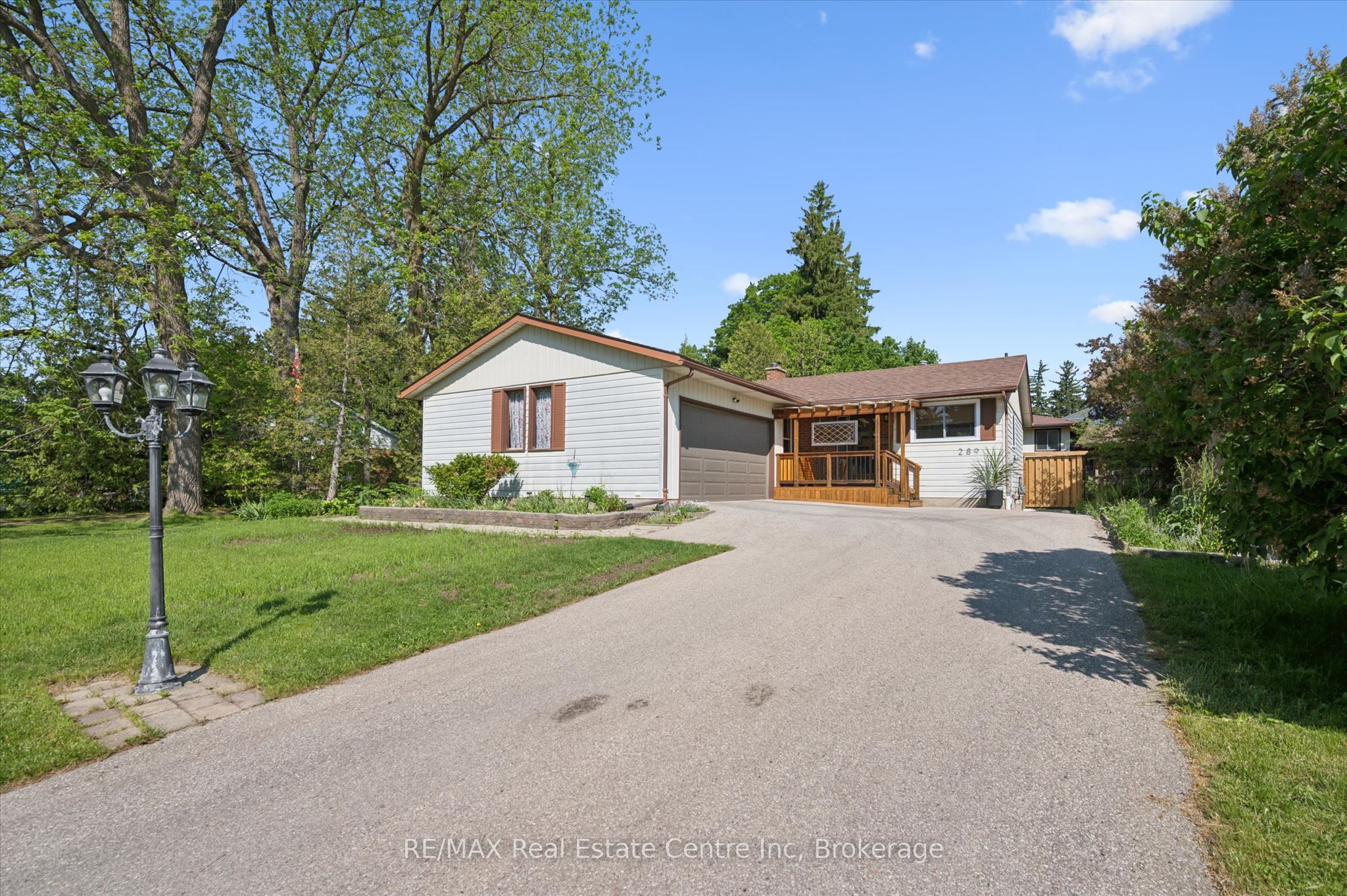 289 Garafraxa Street E Property Photo 3