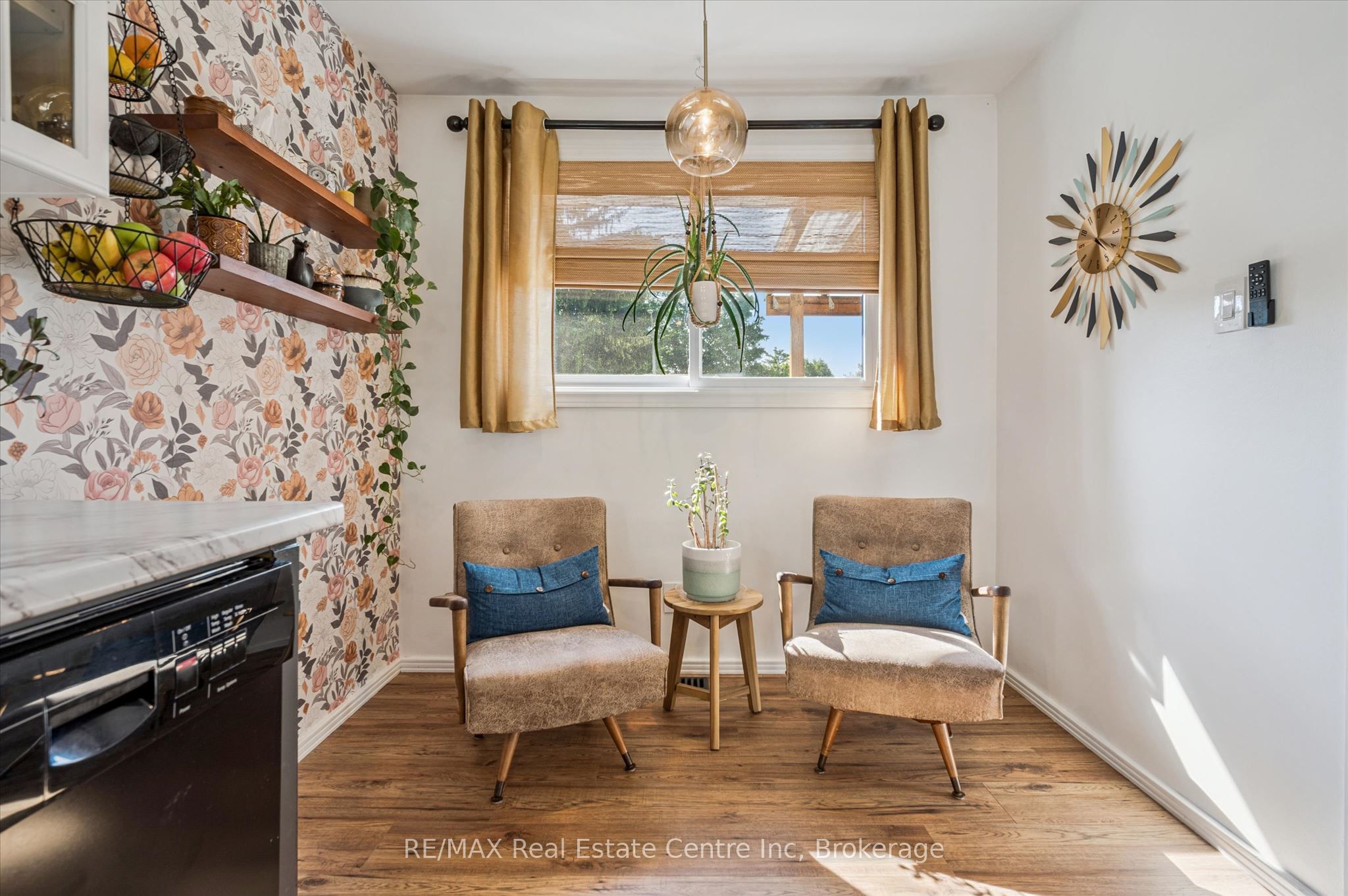 289 Garafraxa Street E Property Photo 6