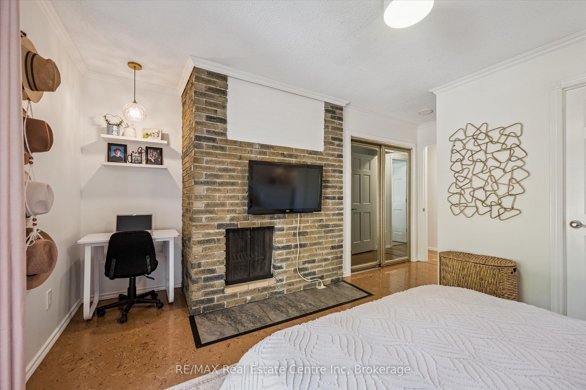 289 Garafraxa Street E Property Photo 26