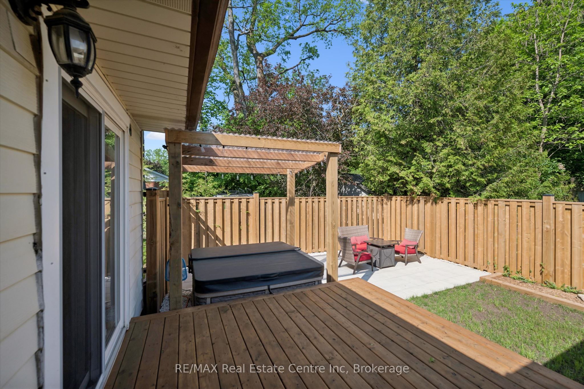 289 Garafraxa Street E Property Photo 34