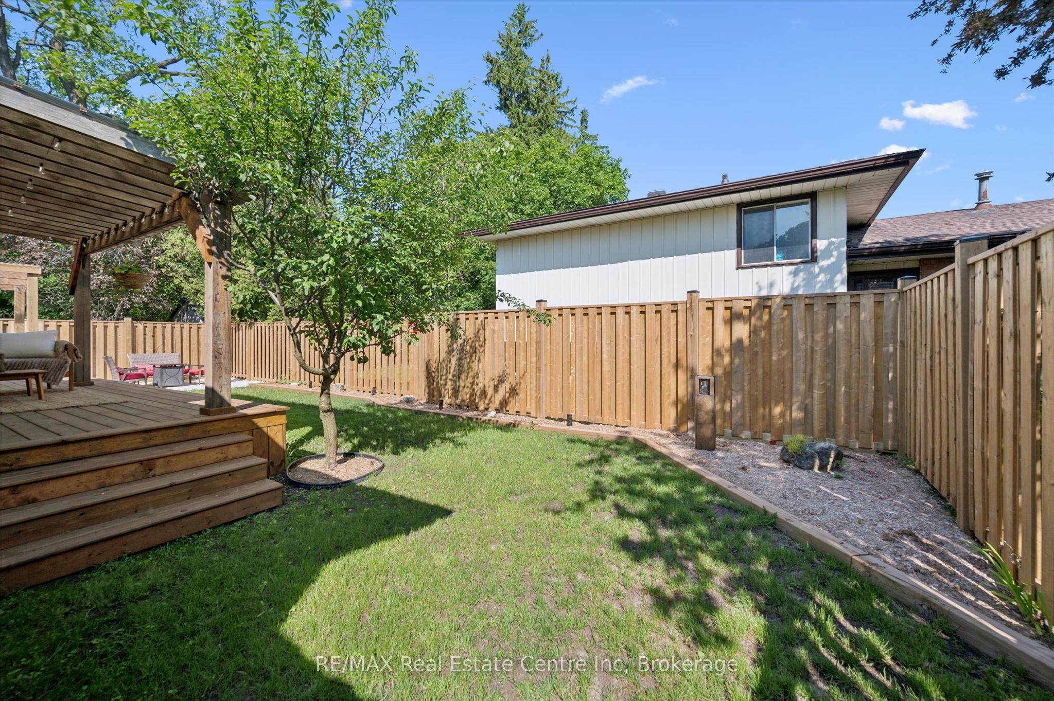 289 Garafraxa Street E Property Photo 38