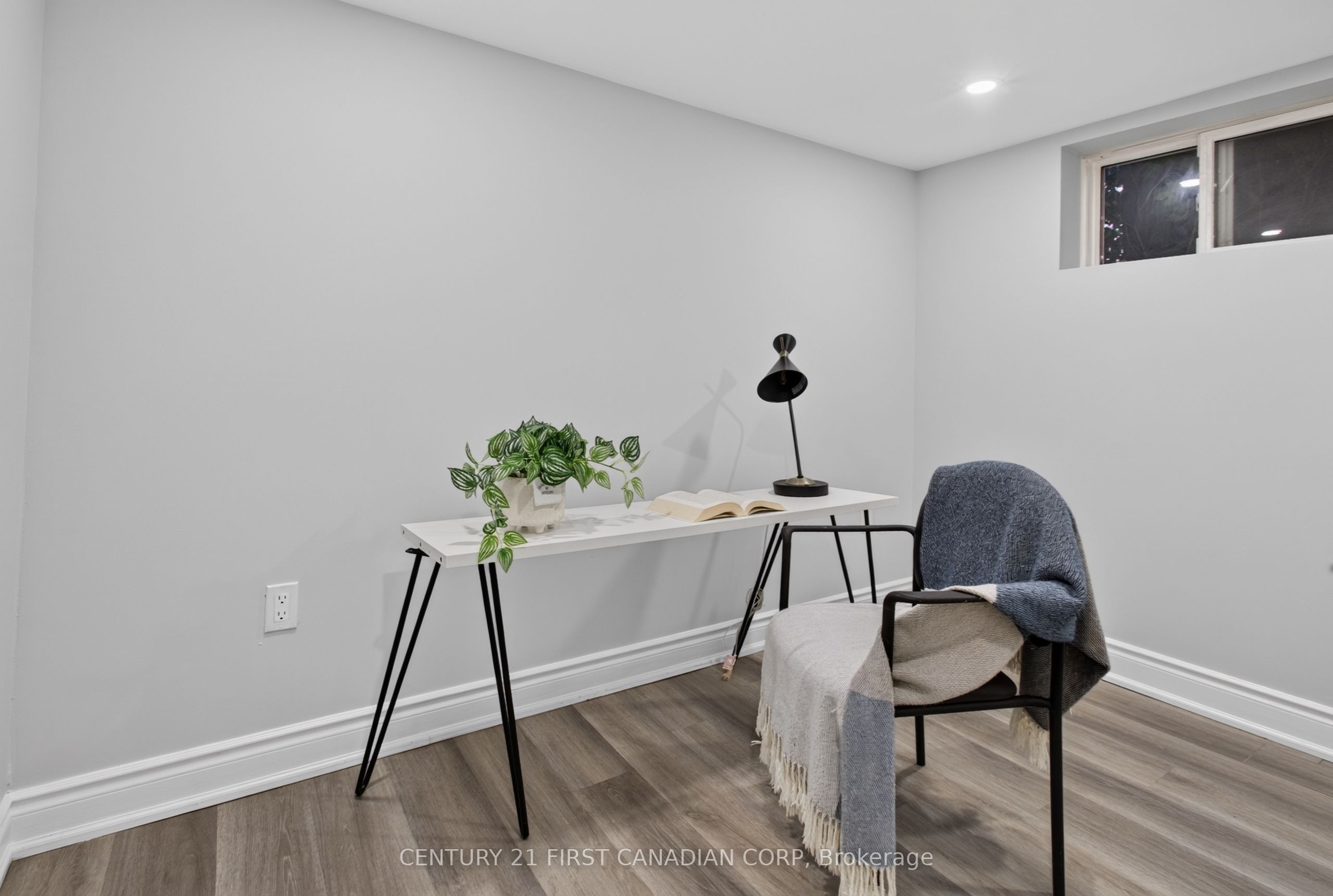 384 Wharncliffe Road S Property Photo 34