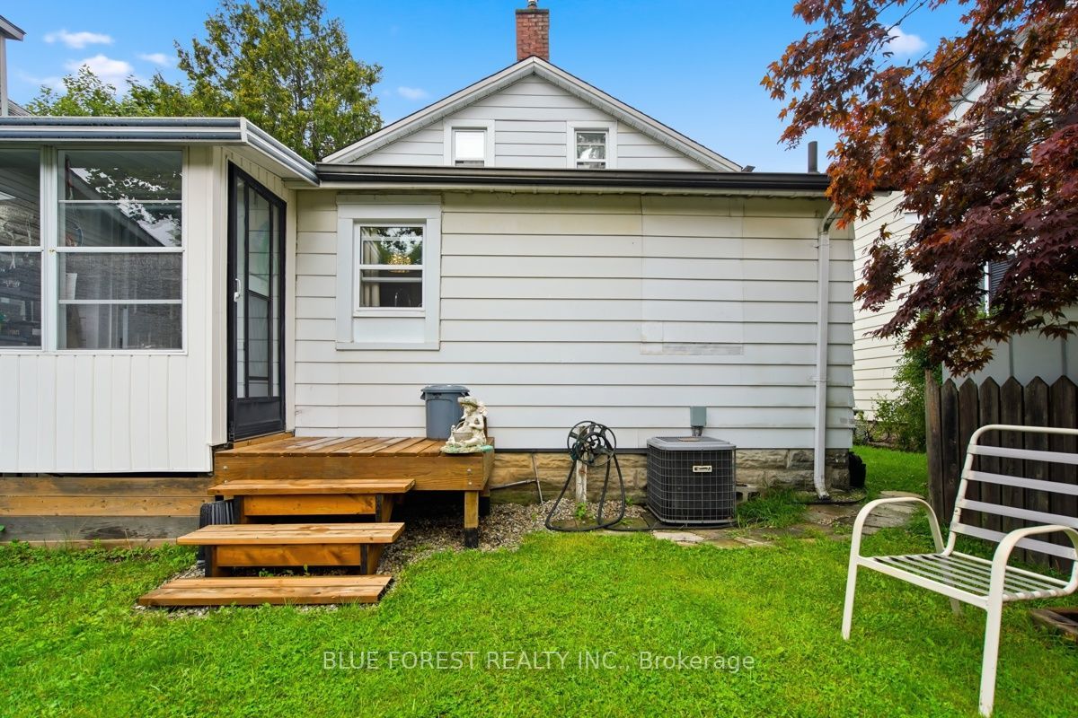 21 Isabel Street Property Photo 32