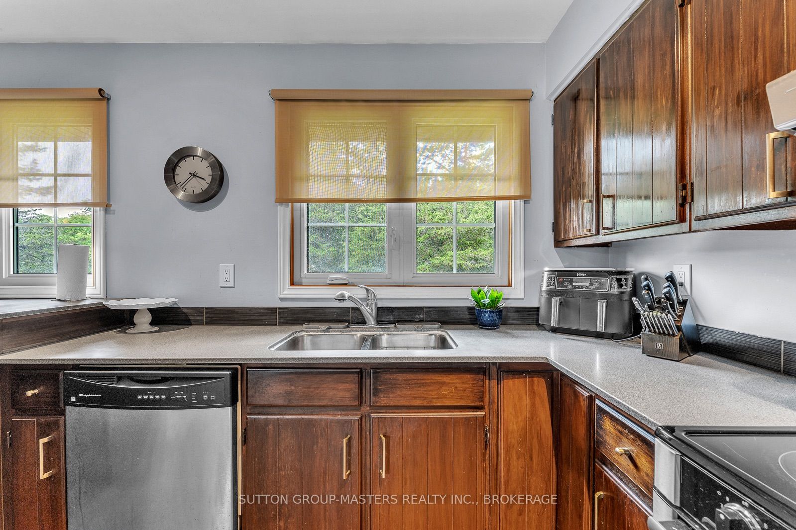 2 Stonehead Circle Property Photo 22