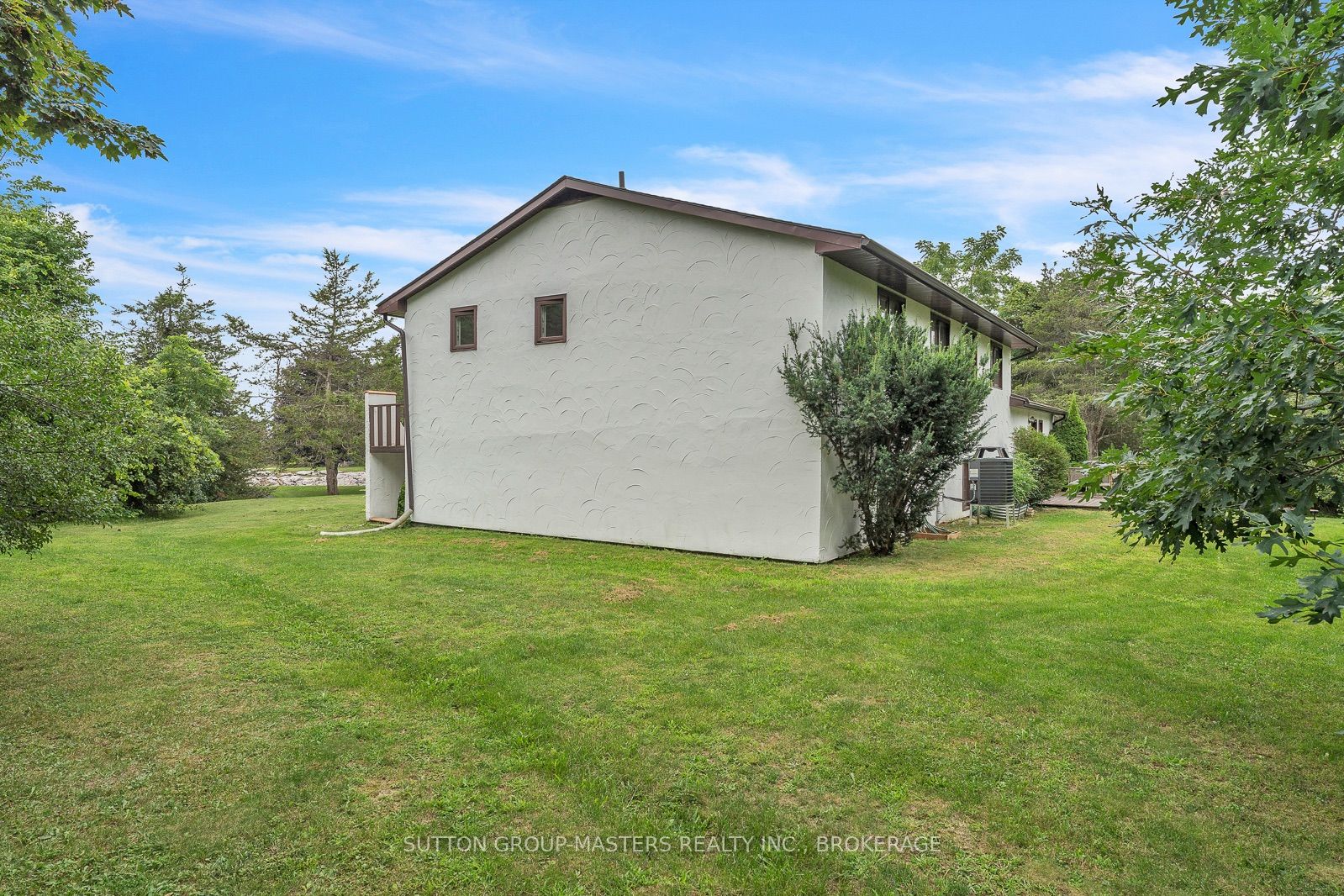 2 Stonehead Circle Property Photo 40