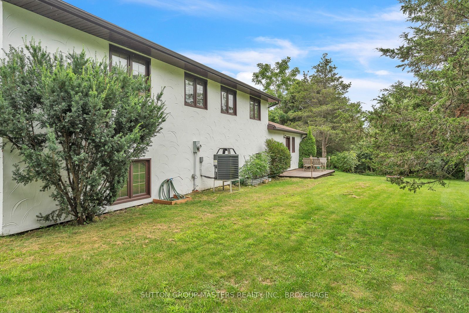 2 Stonehead Circle Property Photo 41