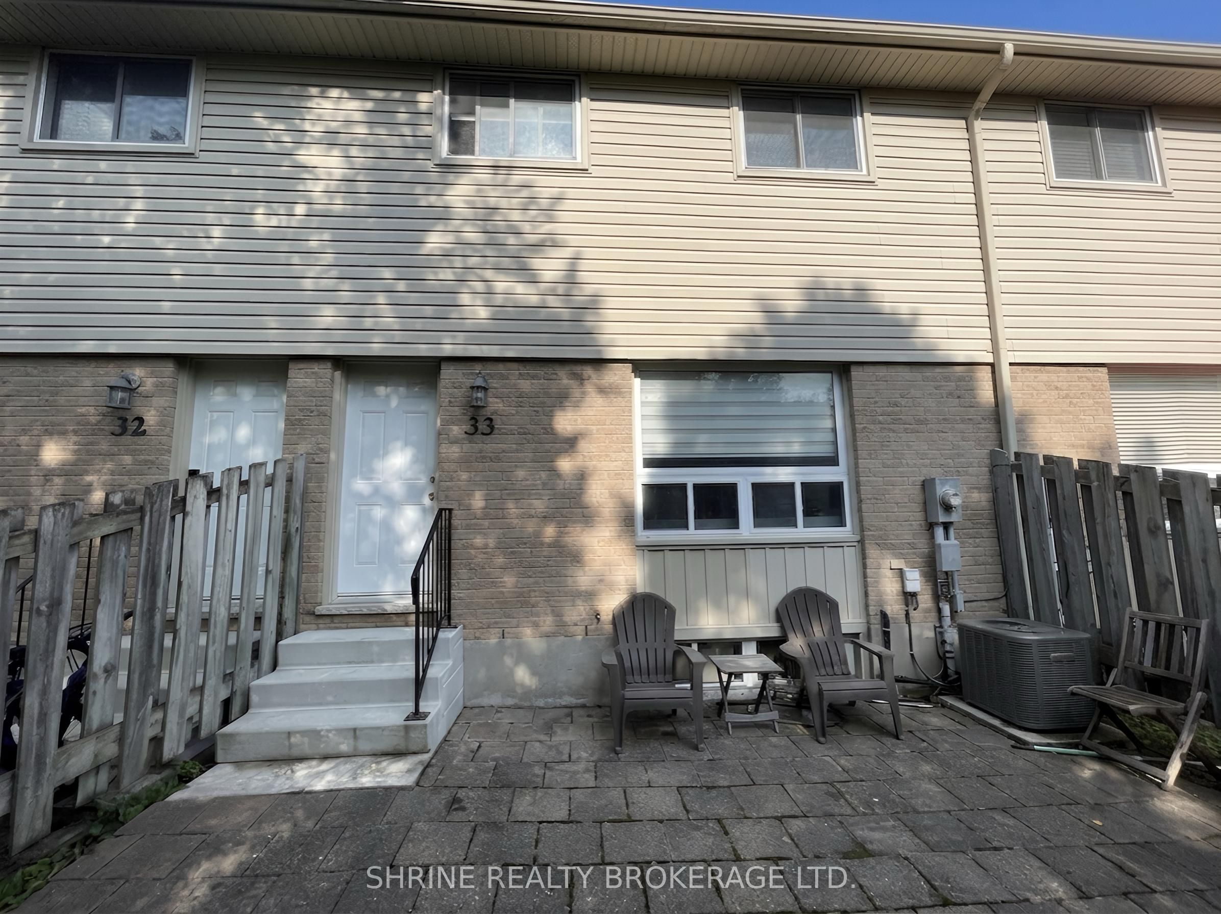 626 Wharncliffe Road S 33 Property Photo 8