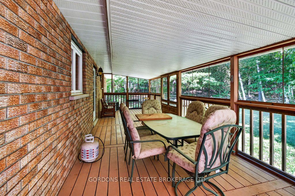 2950 R29 Property Photo 29
