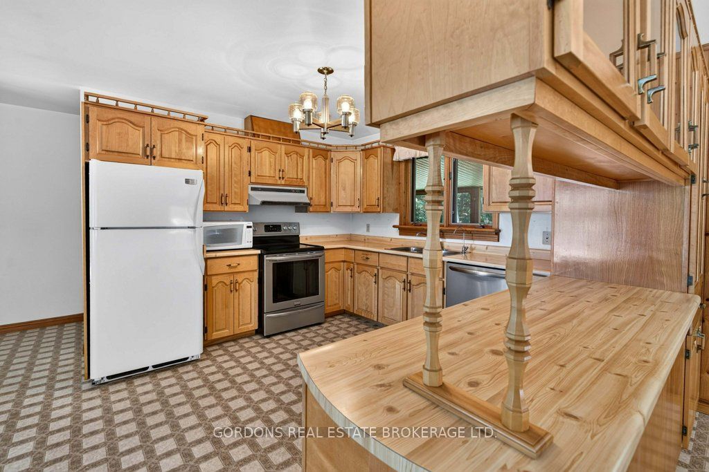 2950 R29 Property Photo 37