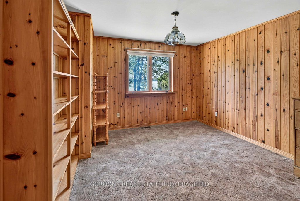 2950 R29 Property Photo 39