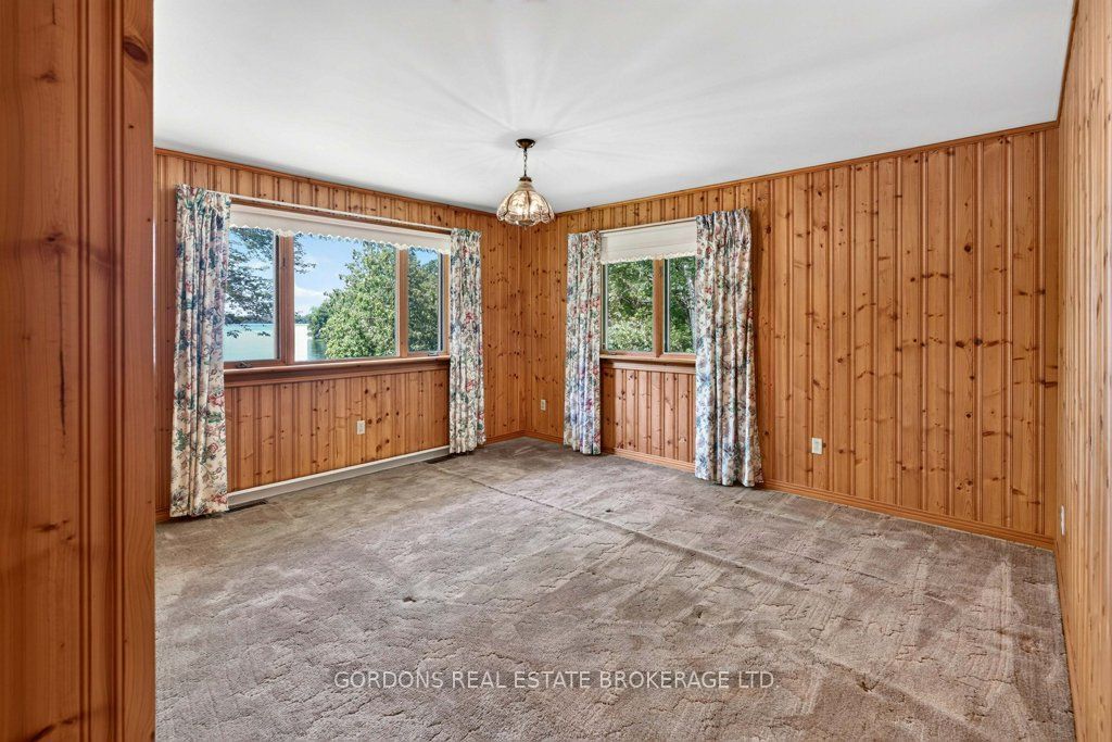 2950 R29 Property Photo 41