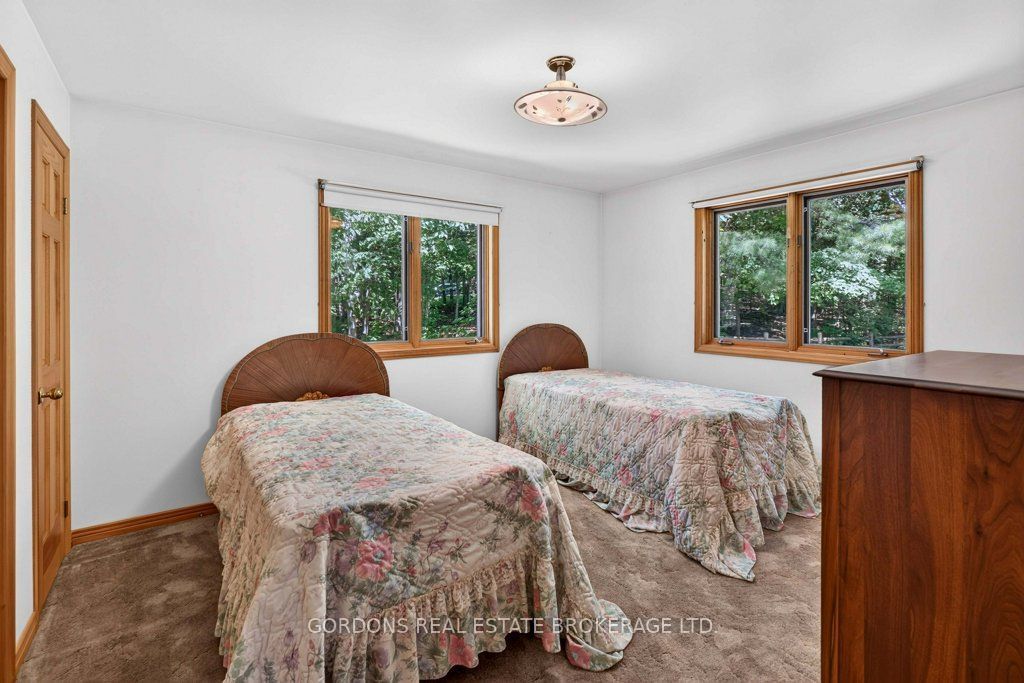 2950 R29 Property Photo 43
