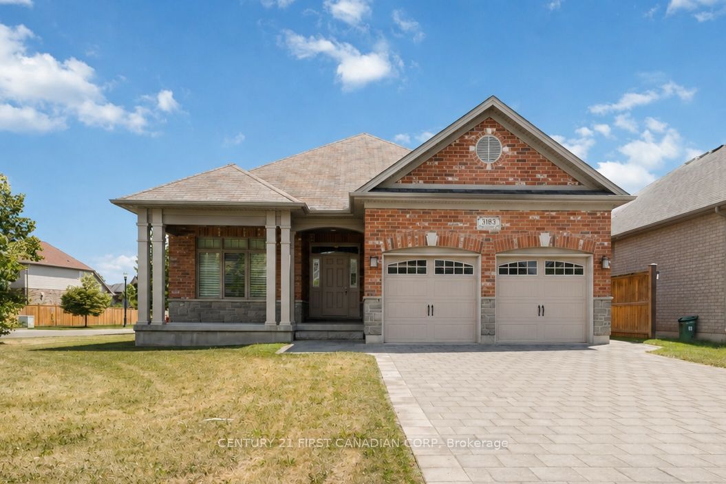 3183 Pincombe Drive Property Photo 1
