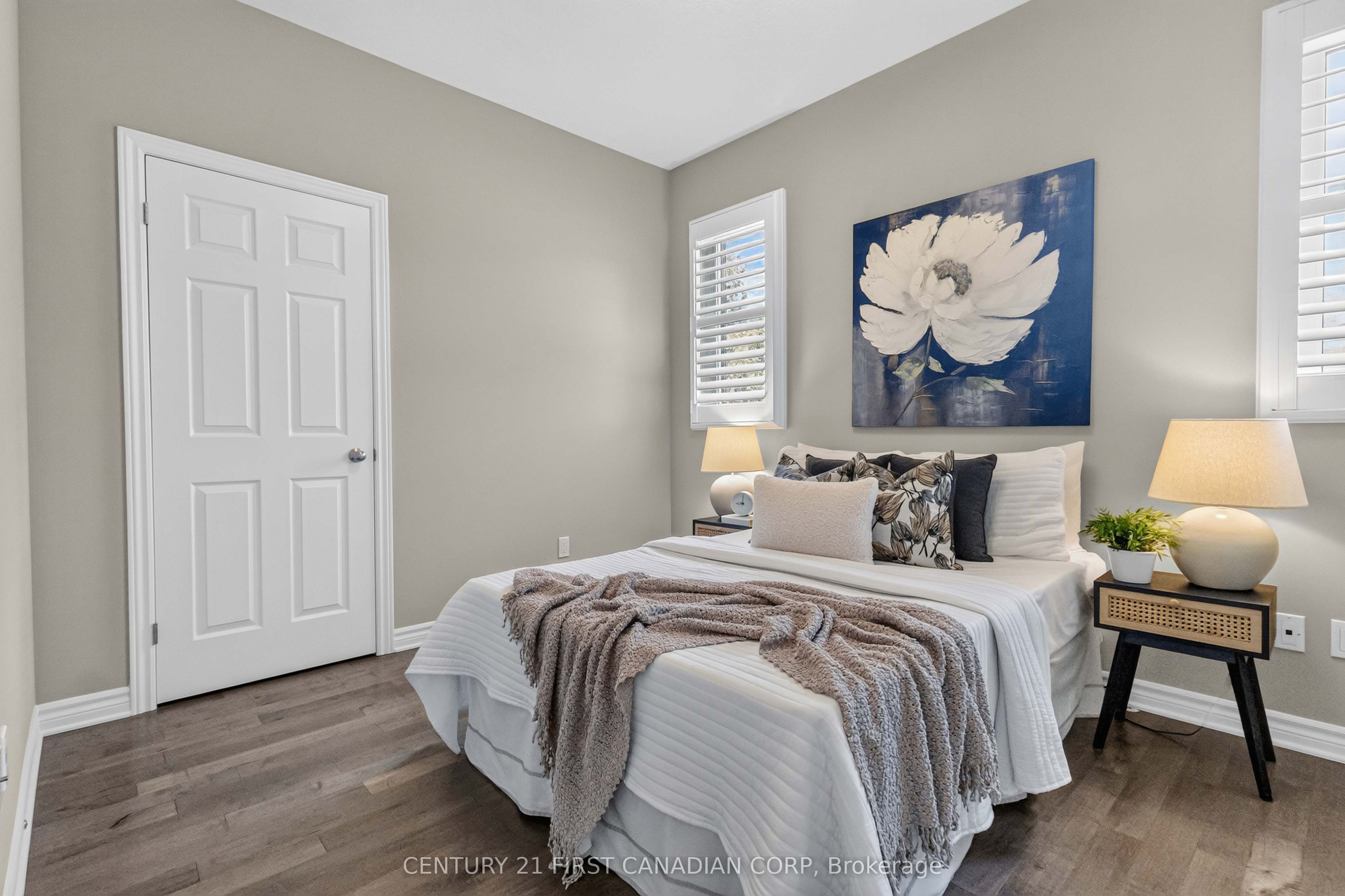 3183 Pincombe Drive Property Photo 16