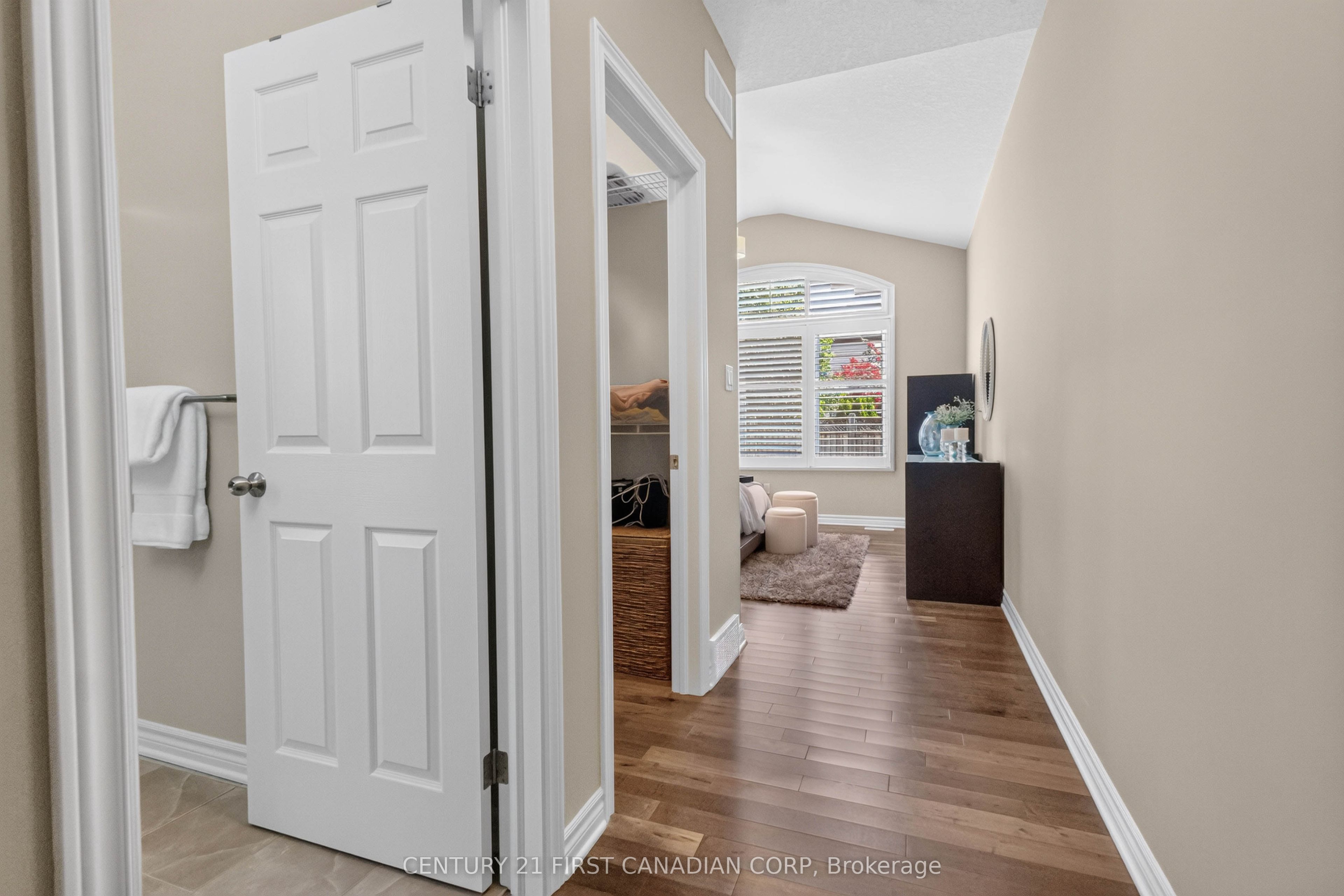 3183 Pincombe Drive Property Photo 20