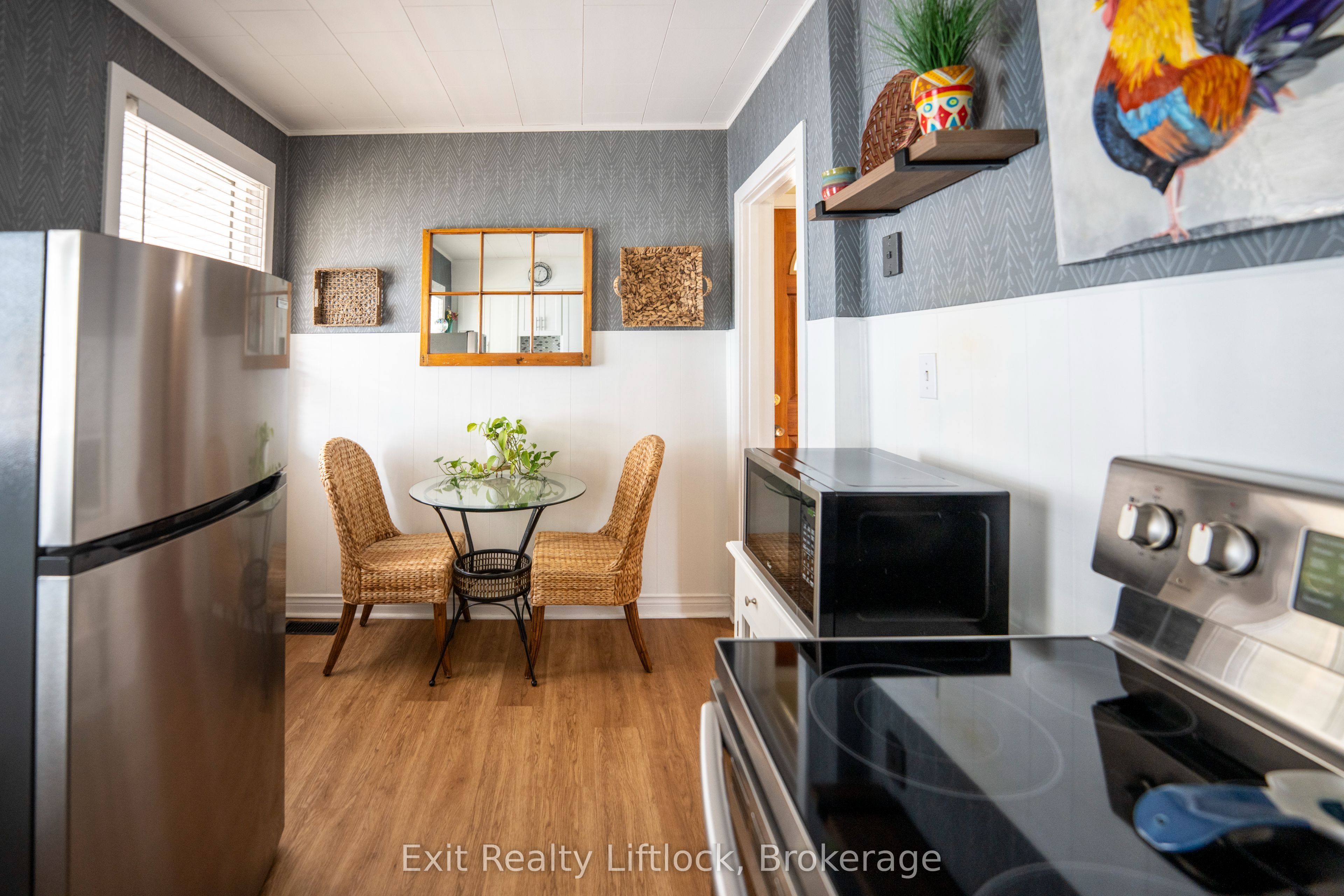 521 Mckellar Street Property Photo 5