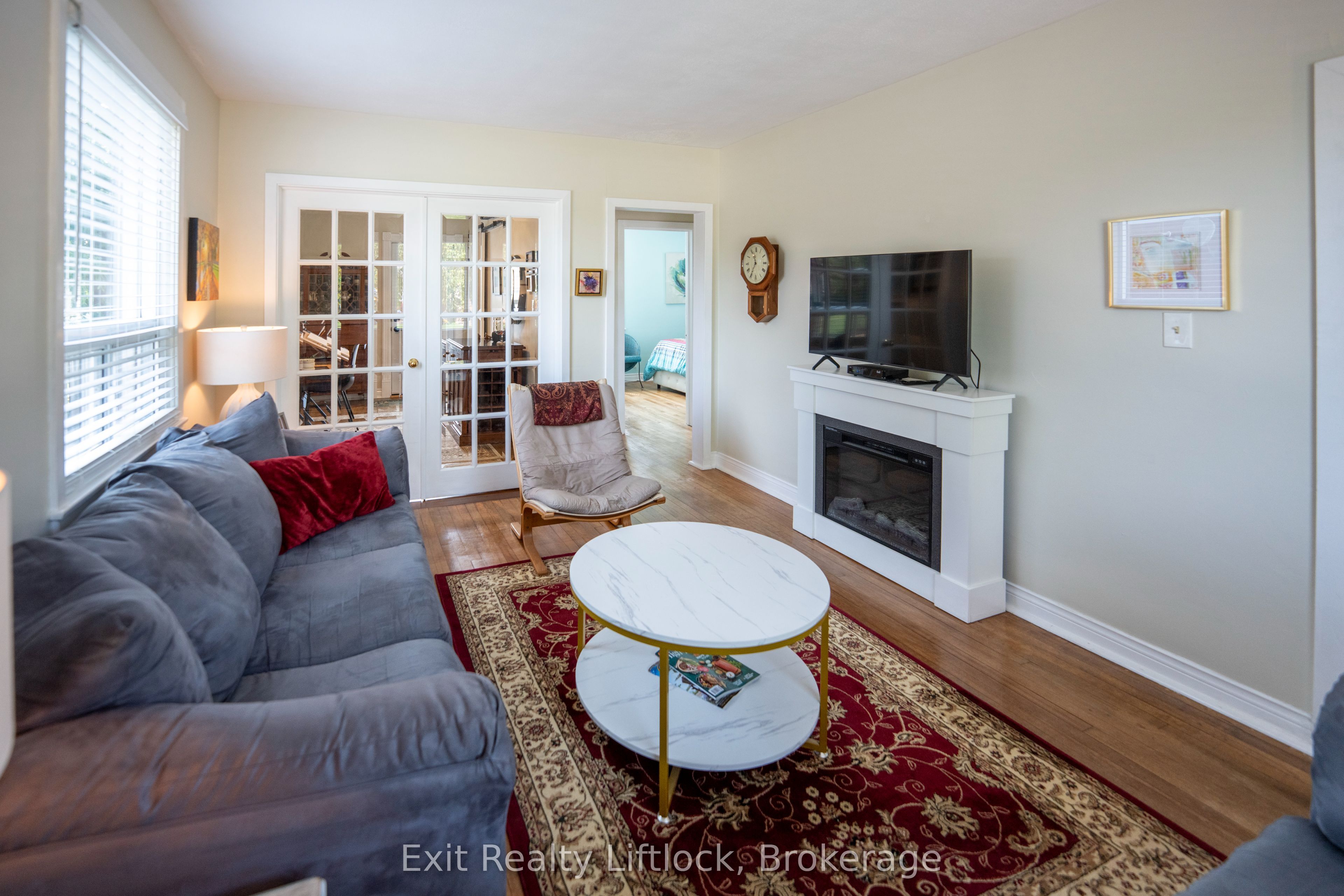 521 Mckellar Street Property Photo 6