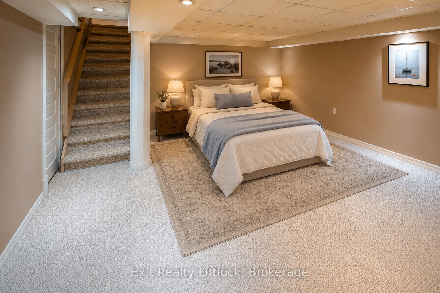 521 Mckellar Street Property Photo 14