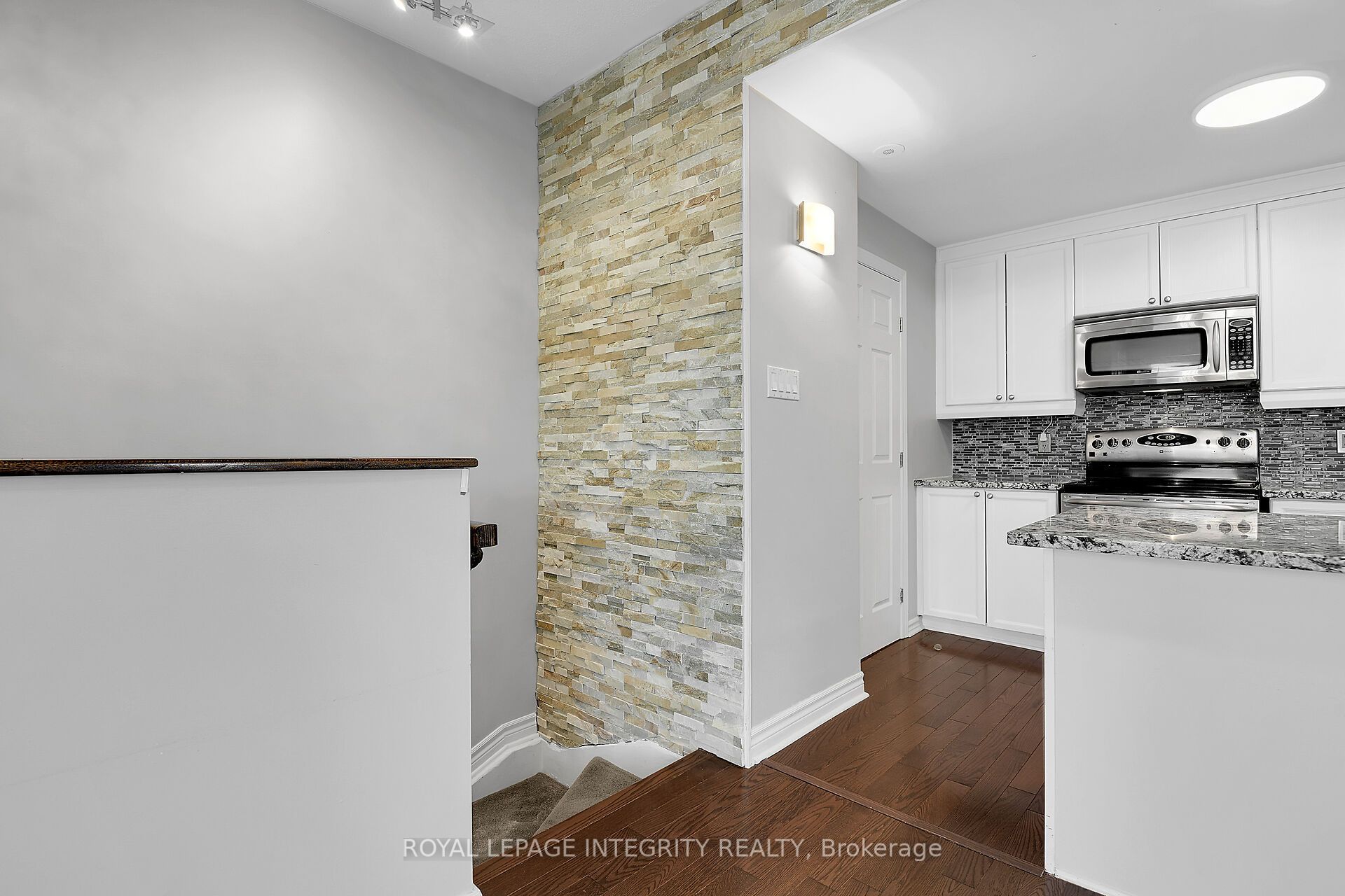 221 Crestway Drive J Property Photo 8