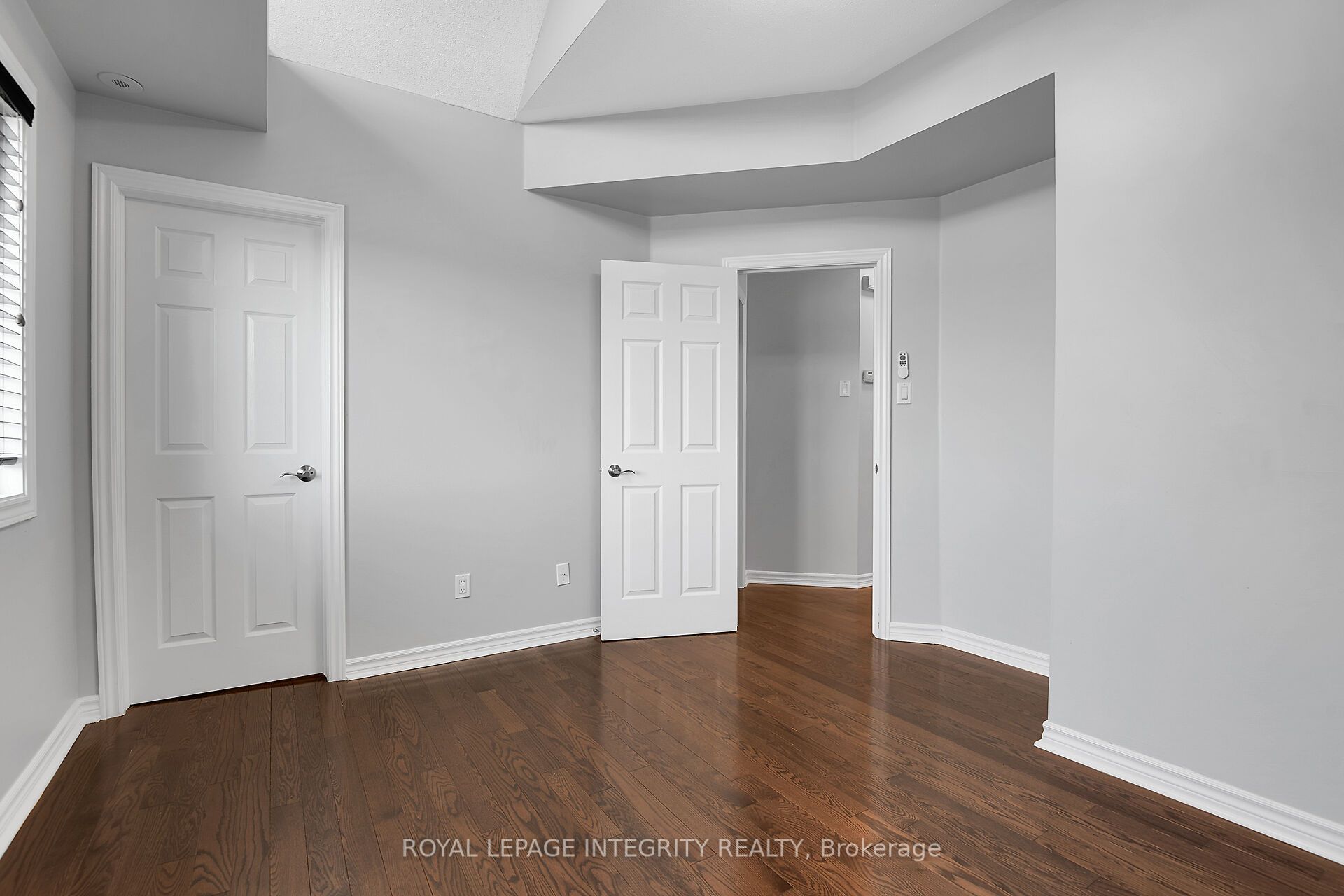 221 Crestway Drive J Property Photo 26