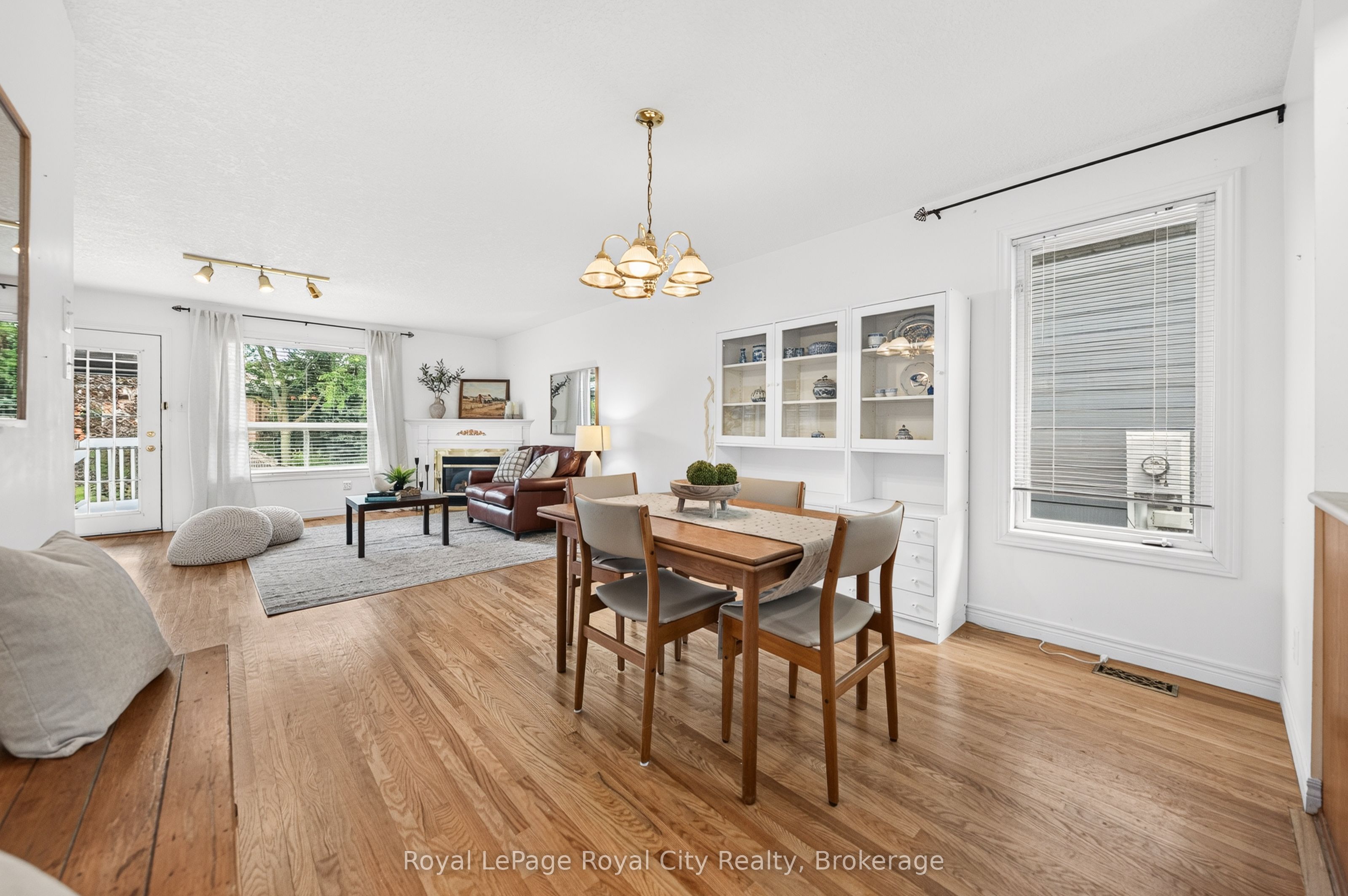 8 Whitetail Court Property Photo 6