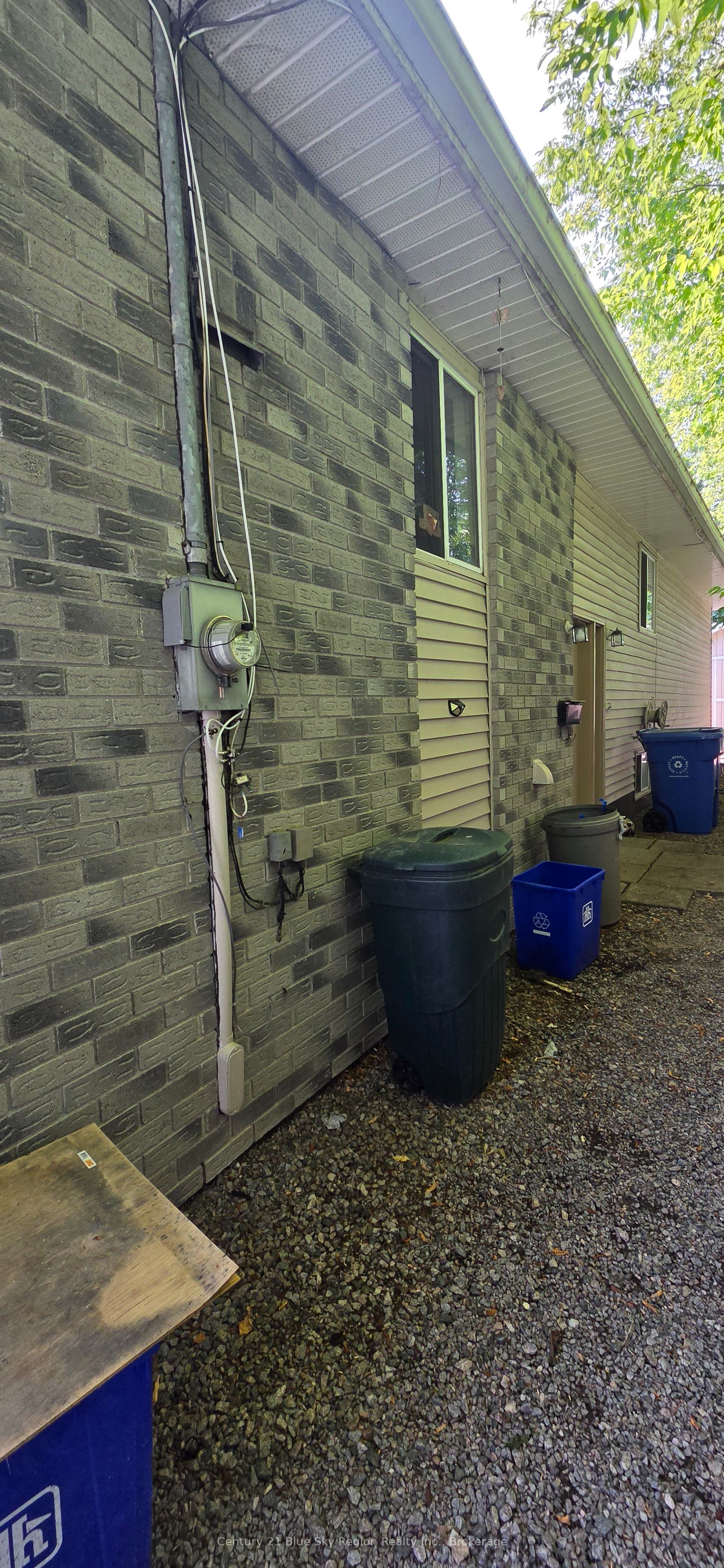 429 Dudley Avenue Property Photo 3