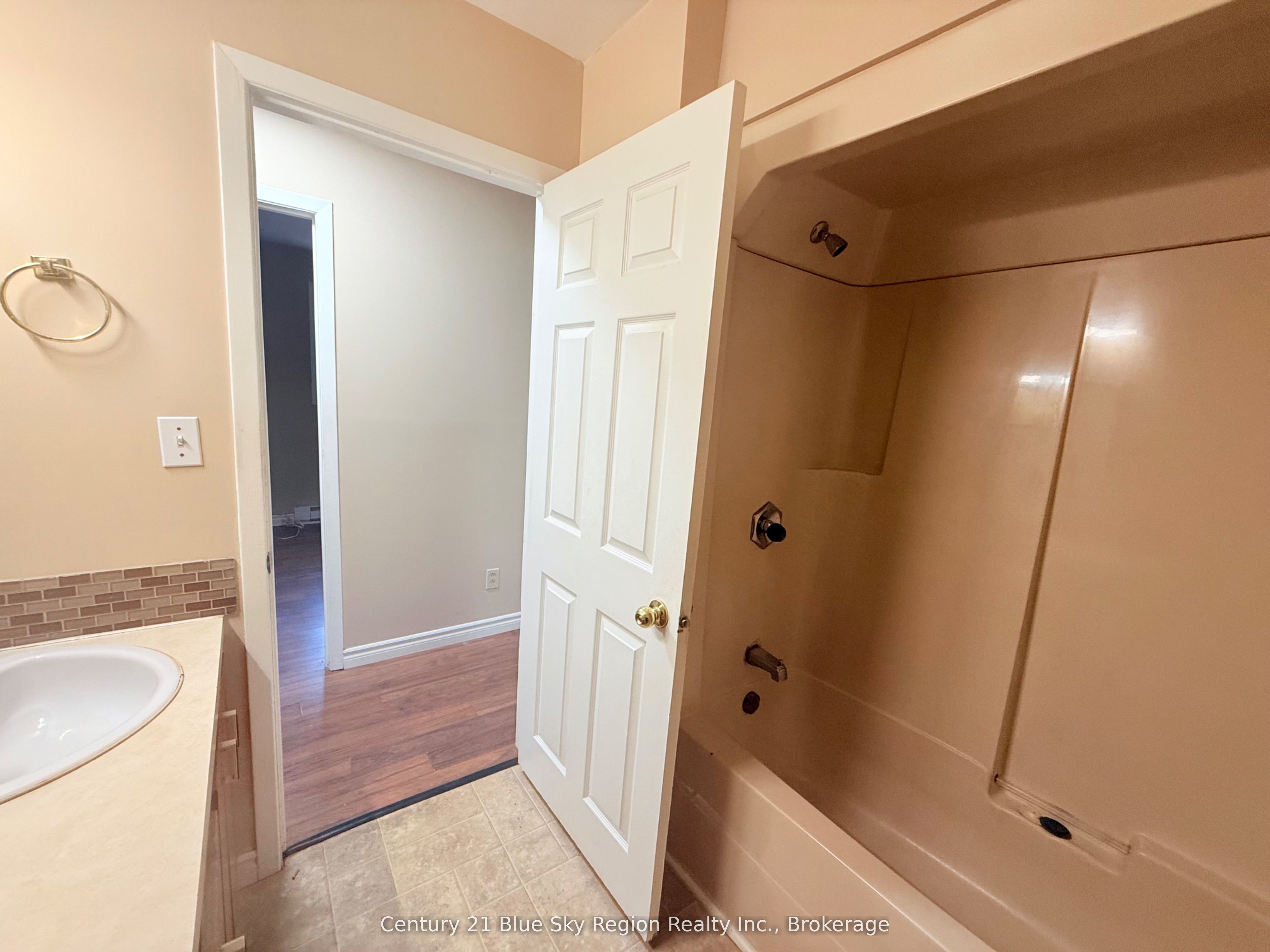 429 Dudley Avenue Property Photo 16