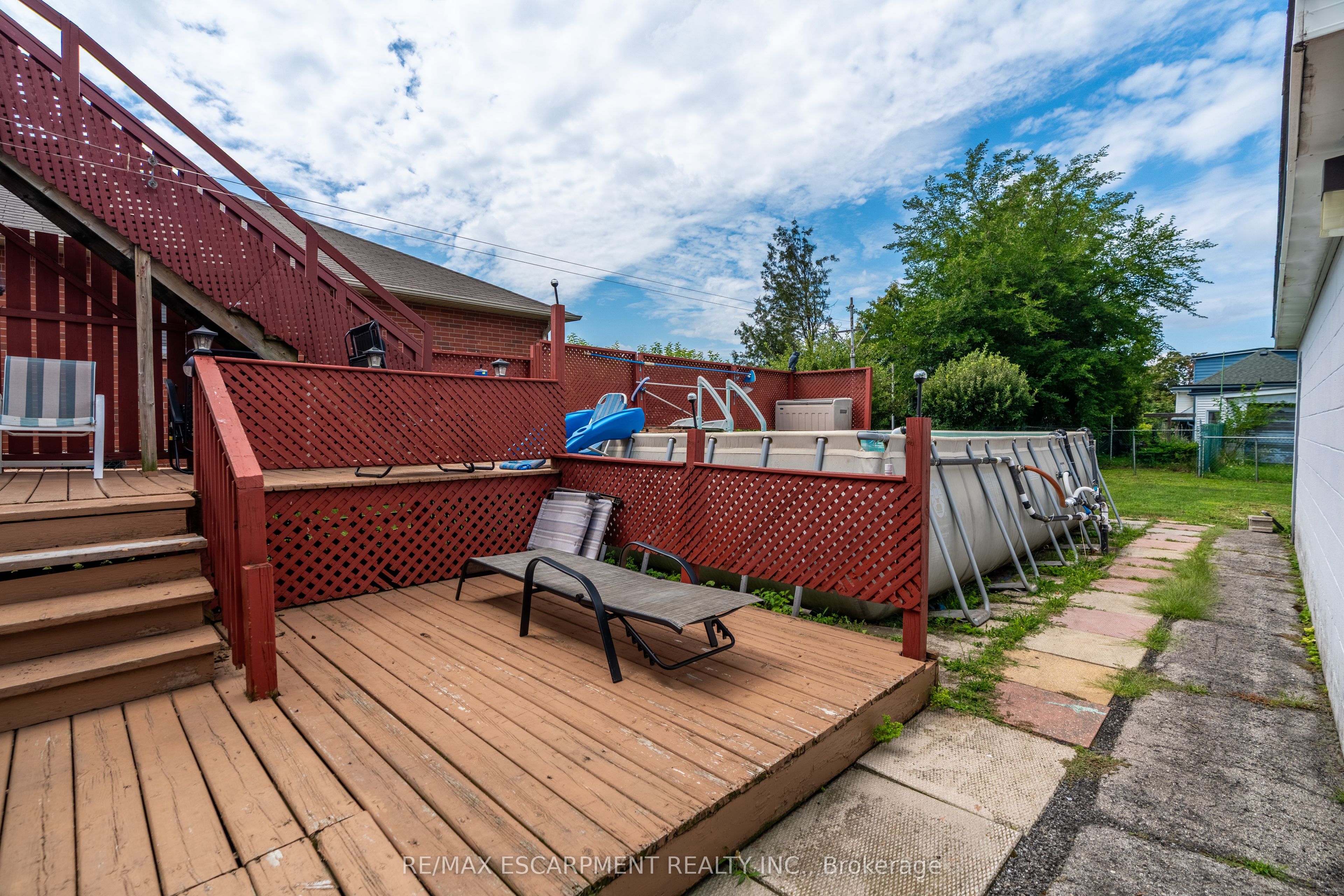 374 Upper Wentworth Street W Property Photo 46