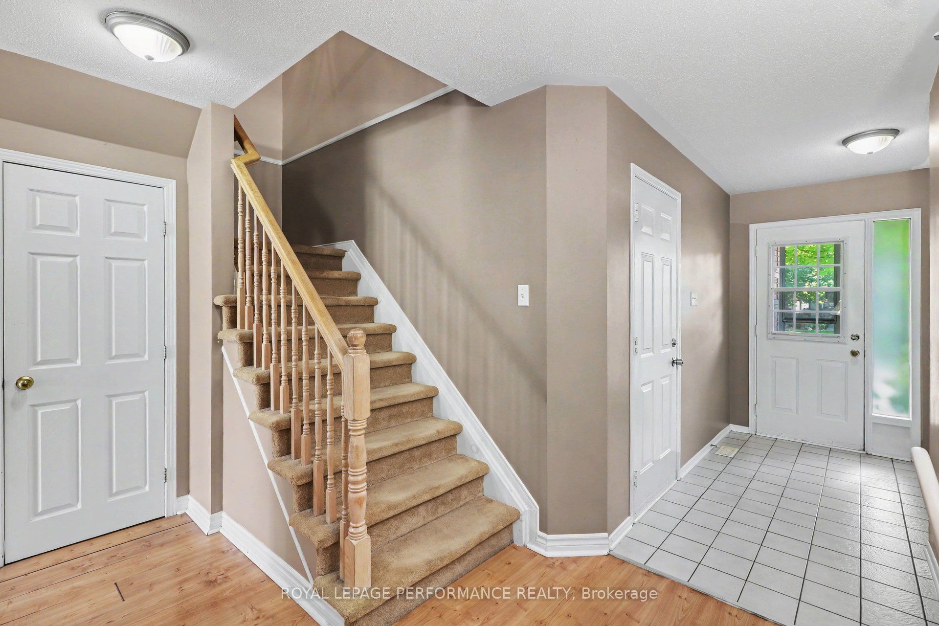 757 Nesting Way Property Photo 14