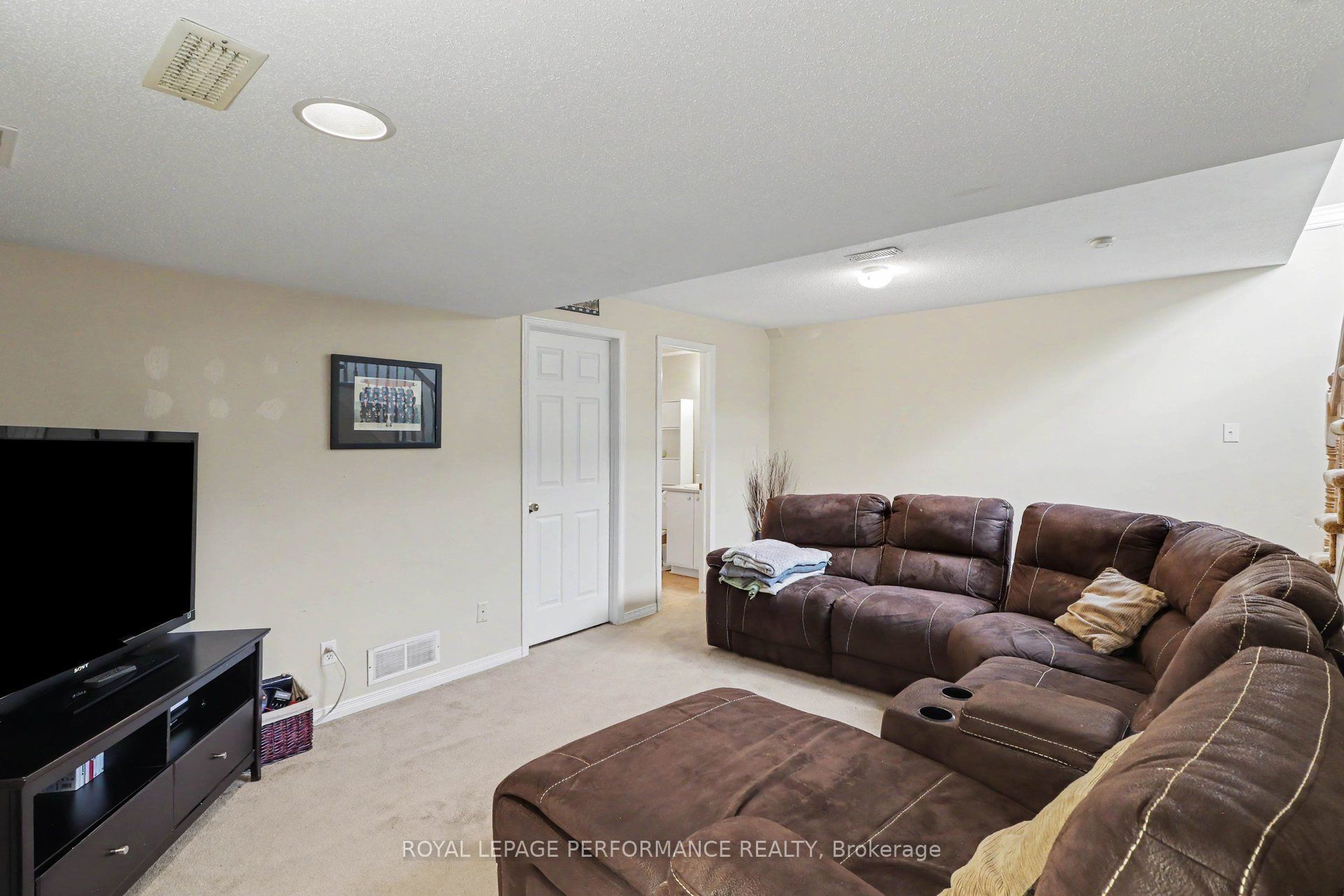 757 Nesting Way Property Photo 21