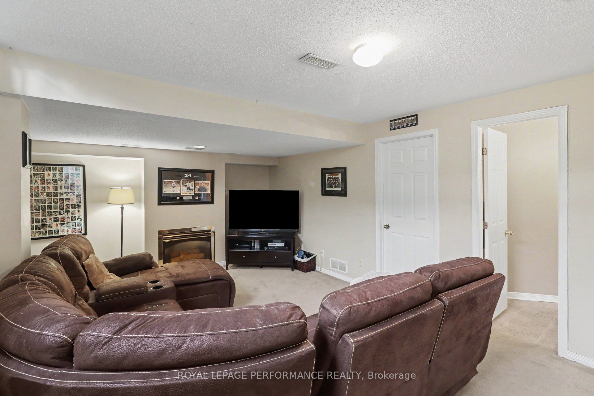757 Nesting Way Property Photo 23