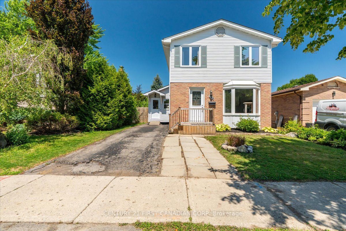 248 Ardsley Crescent Property Photo 1