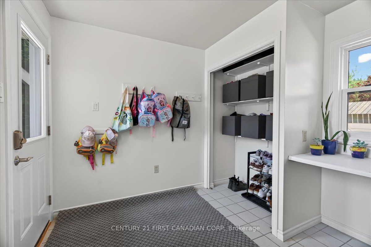 248 Ardsley Crescent Property Photo 11