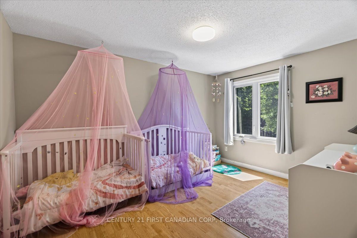 248 Ardsley Crescent Property Photo 19