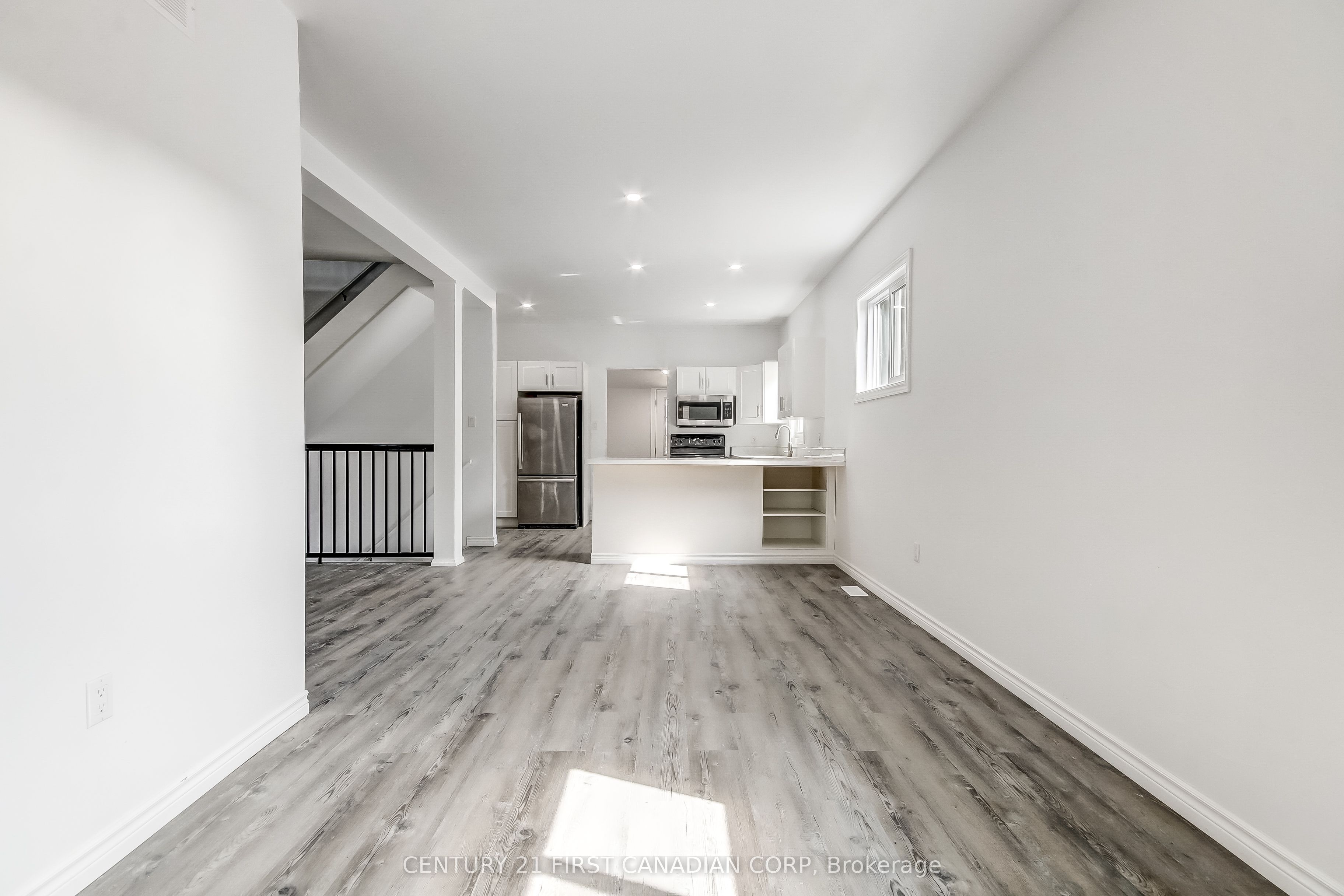 76 Chestnut Street Property Photo 4