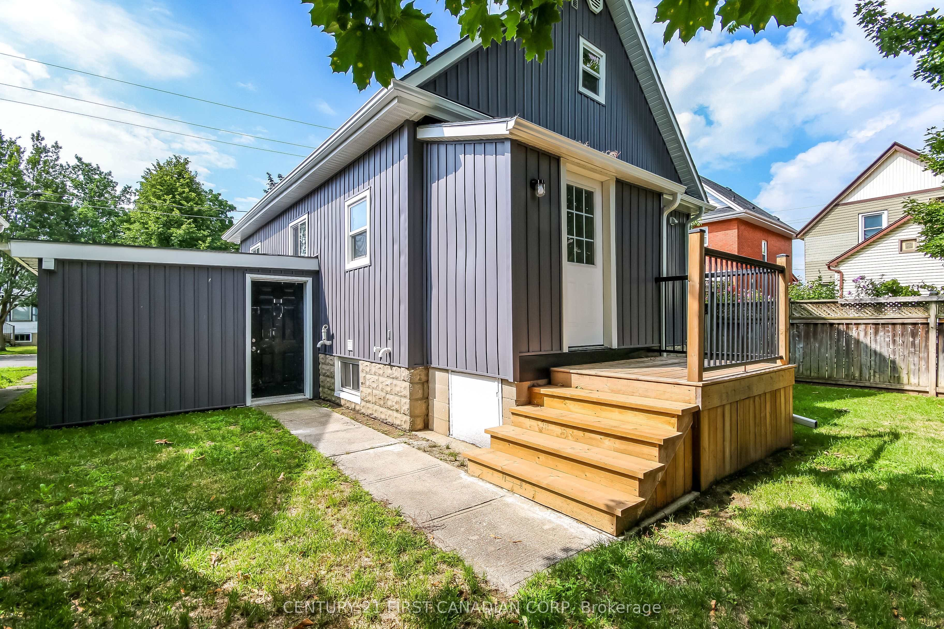76 Chestnut Street Property Photo 20