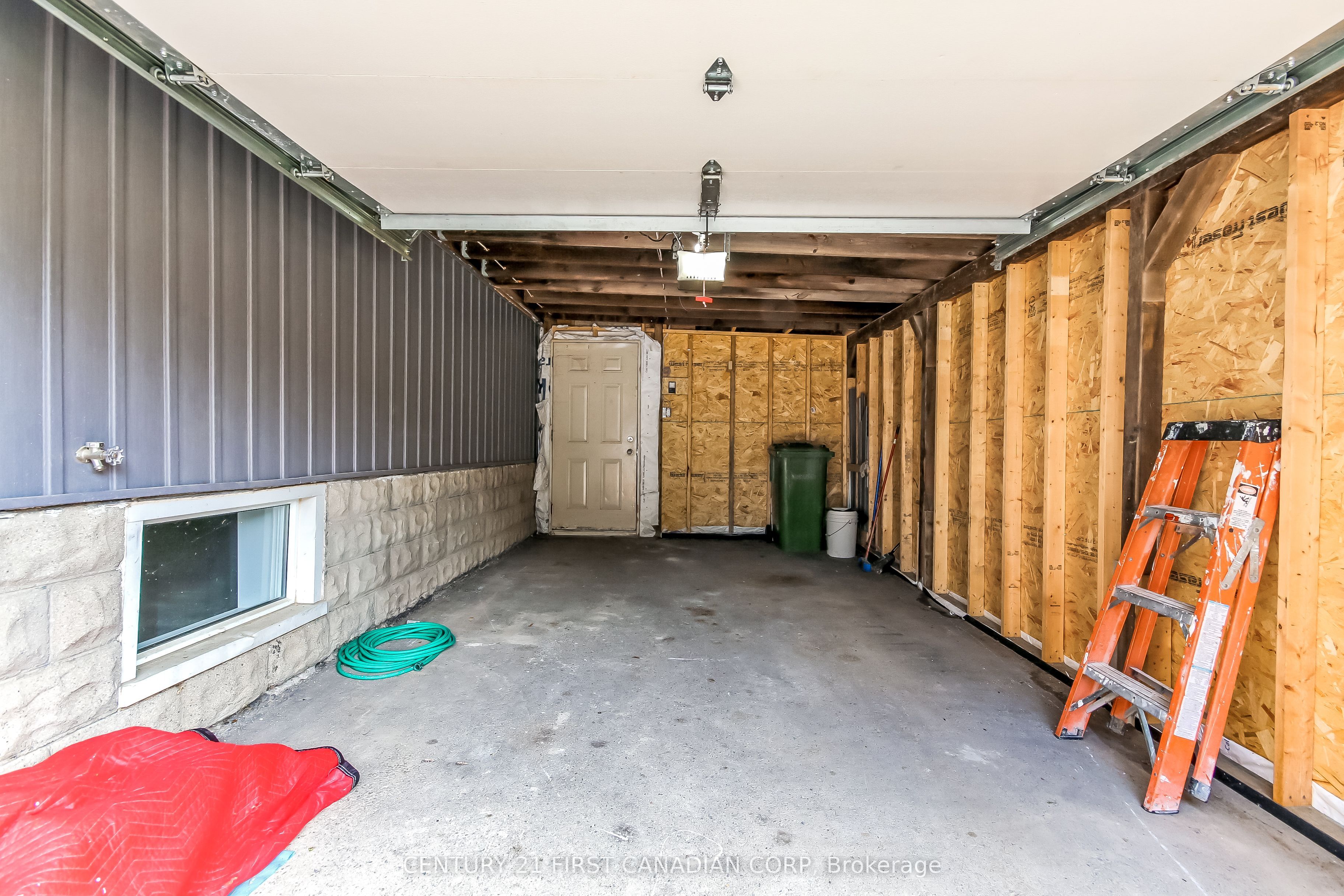 76 Chestnut Street Property Photo 22