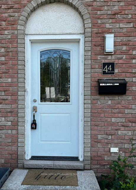 44 Rosemund Crescent 53 Property Photo 2