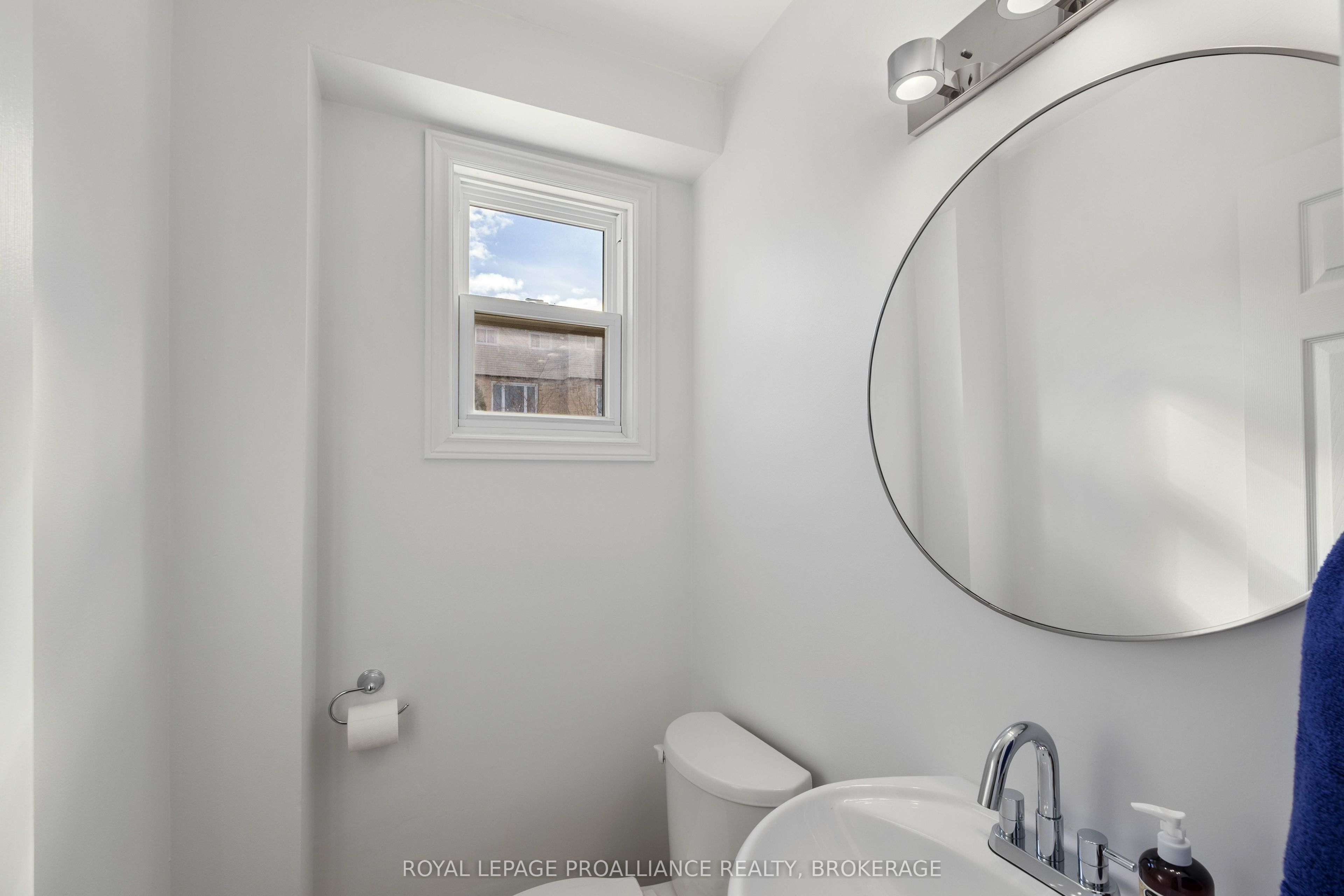 44 Rosemund Crescent 53 Property Photo 17