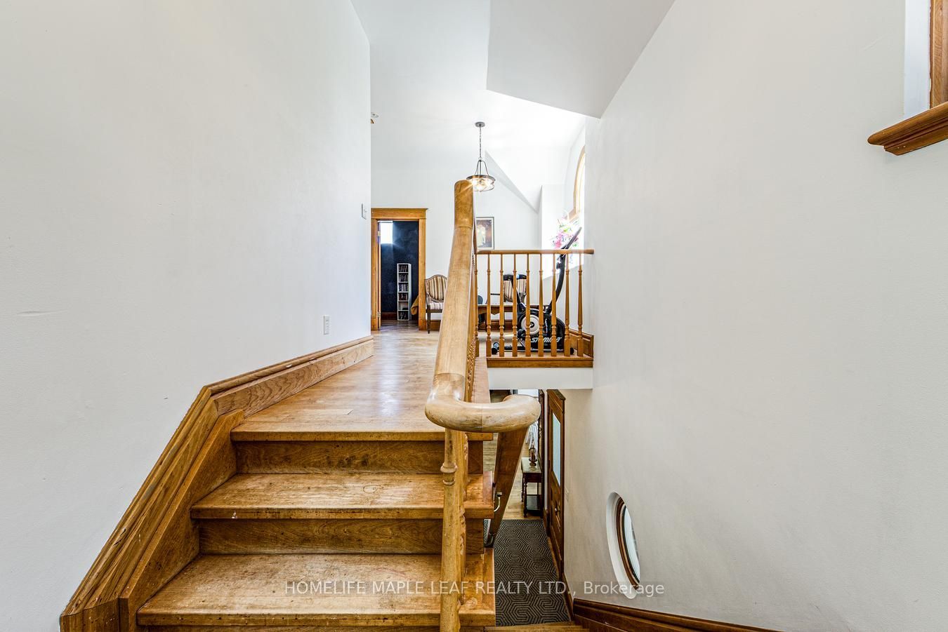 333329 7th Line Property Photo 22