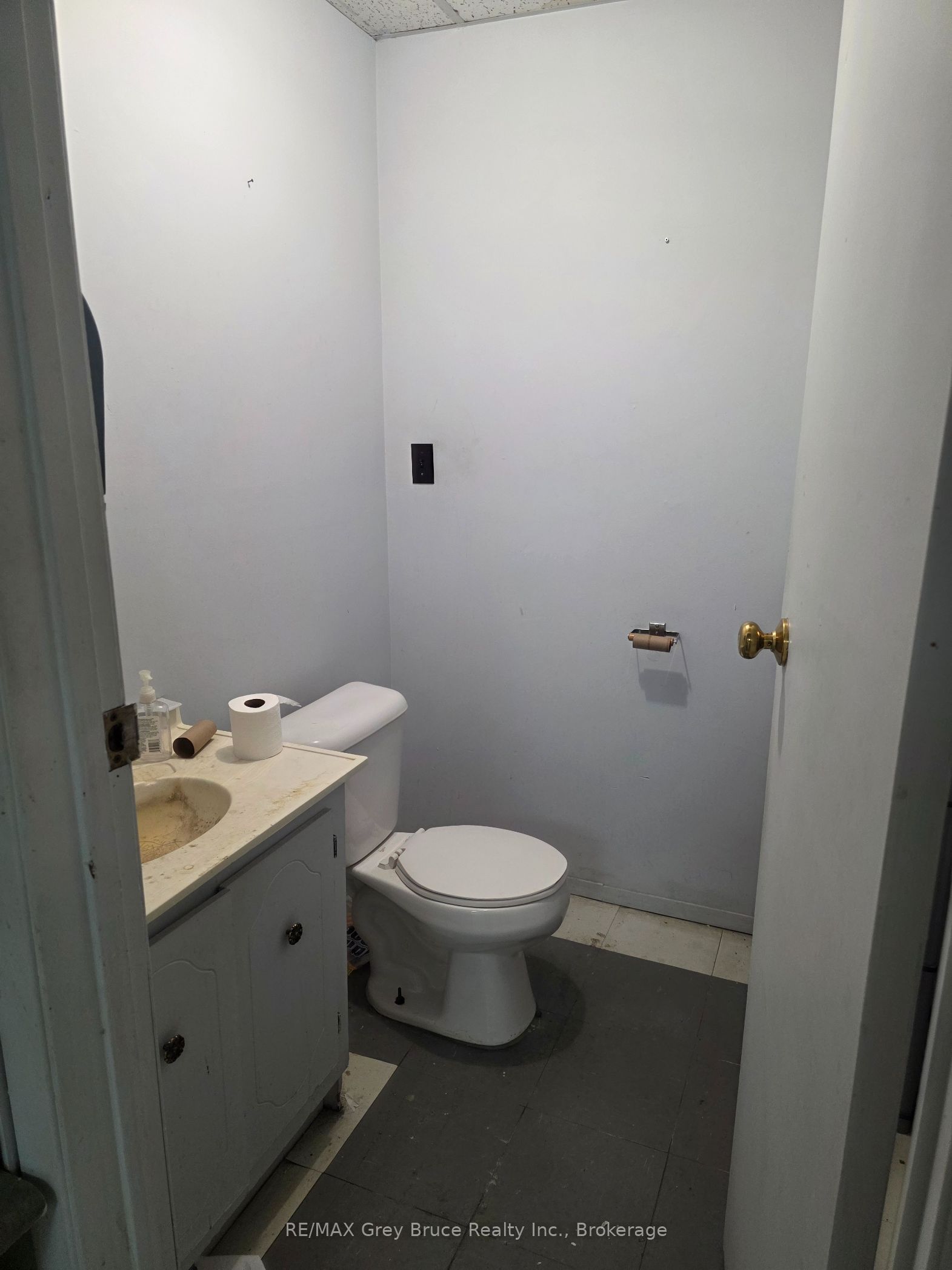 842 E 2nd Avenue E Property Photo 7
