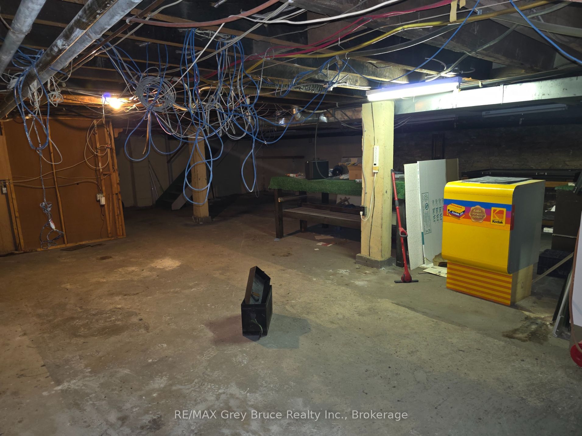842 E 2nd Avenue E Property Photo 12