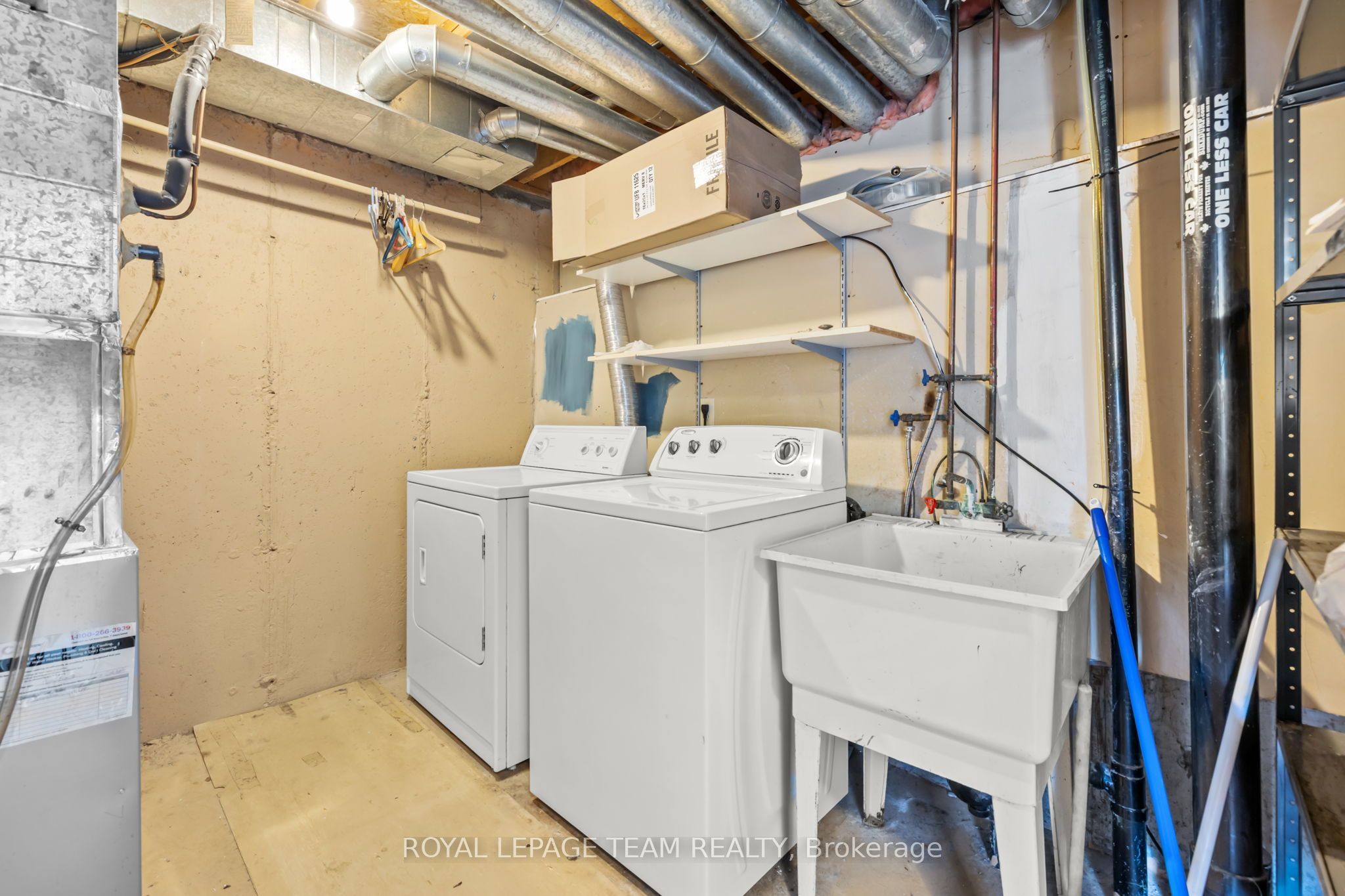 81 Rueter Street Property Photo 31