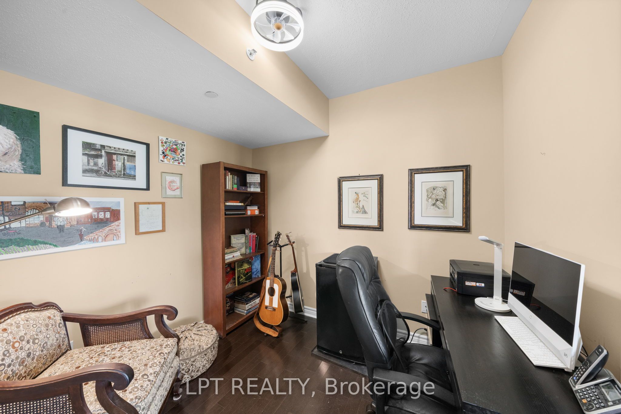 298 Glenroy Gilbert Drive 301 Property Photo 31