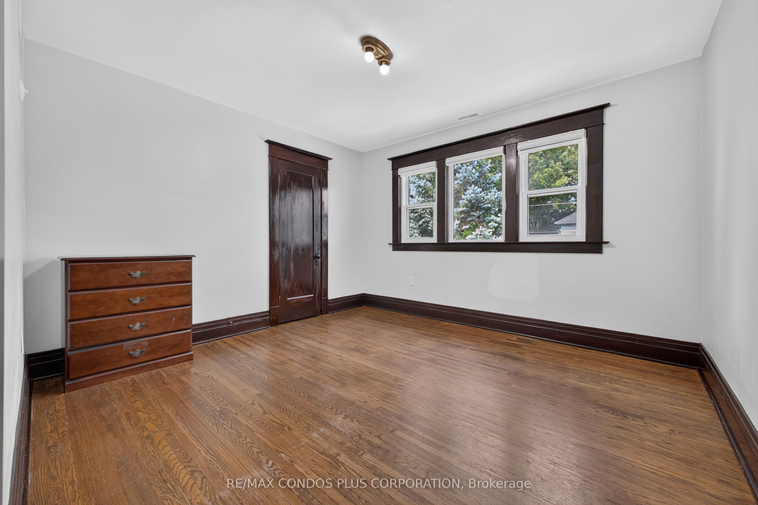 5983 Corwin Avenue Property Photo 23