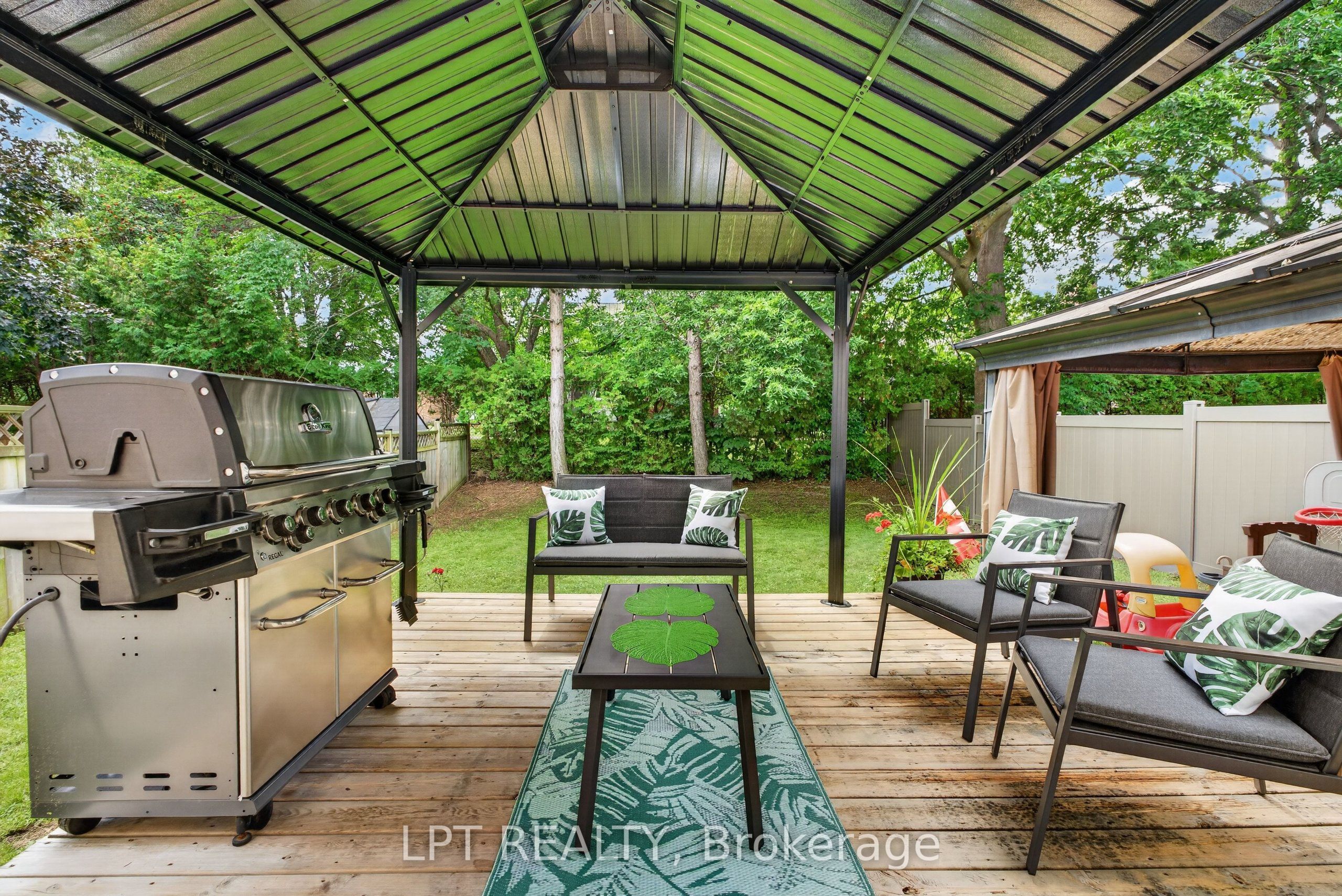 56 Victor Street Property Photo 37