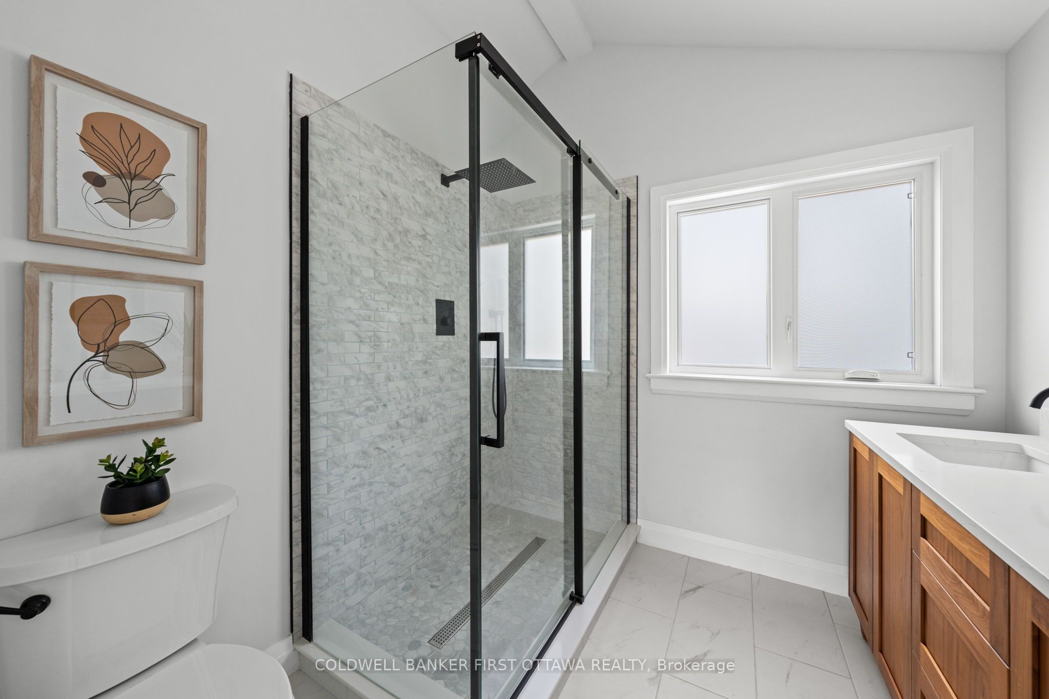 199 Mountbatten Avenue Property Photo 33