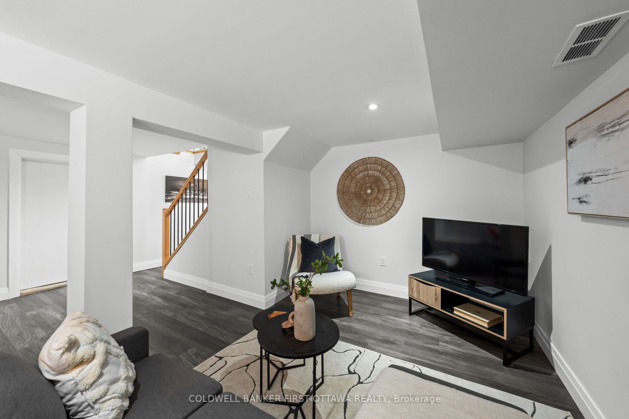 199 Mountbatten Avenue Property Photo 43