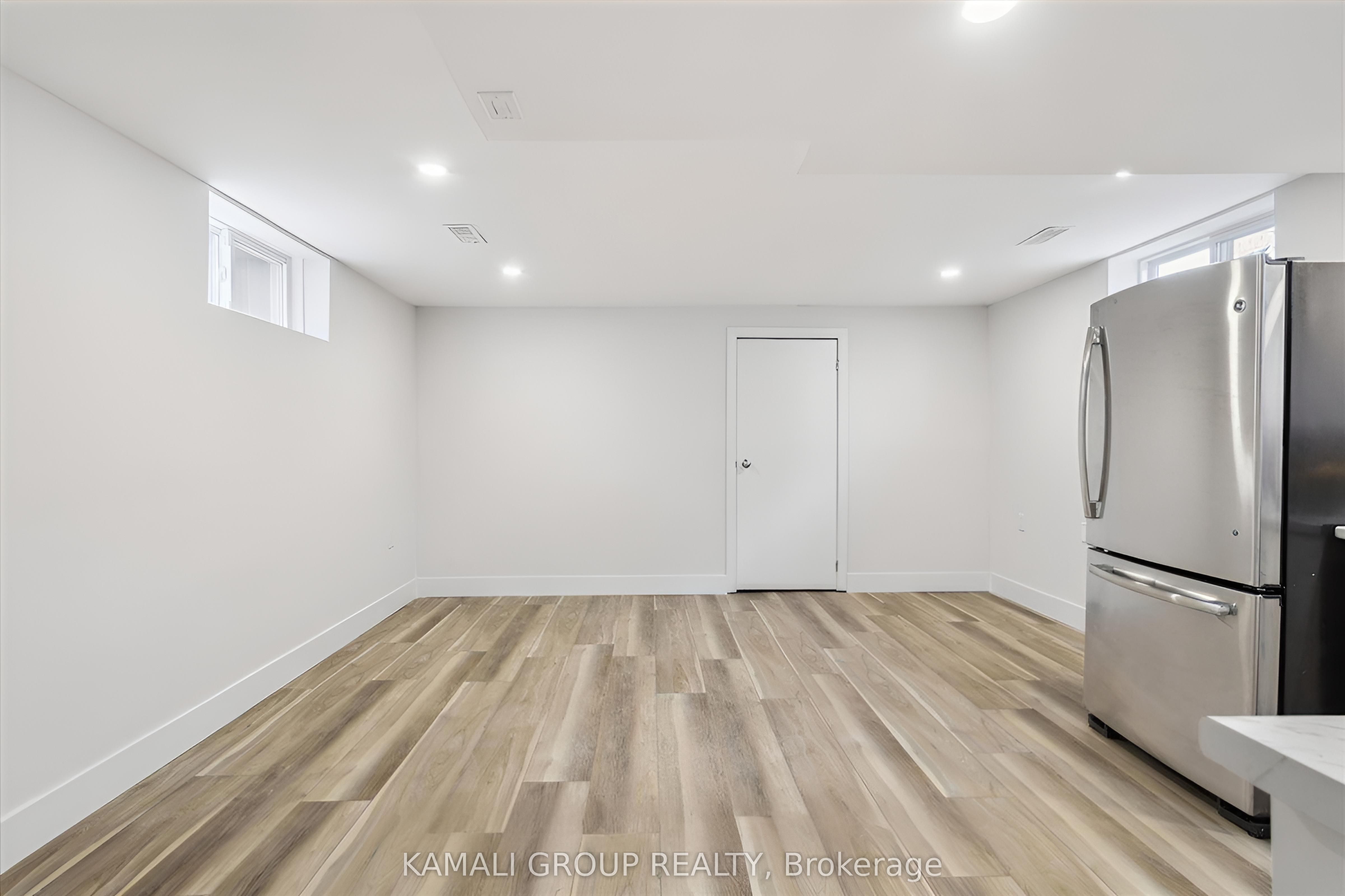 2027 Brampton Street Bsmt Property Photo 5